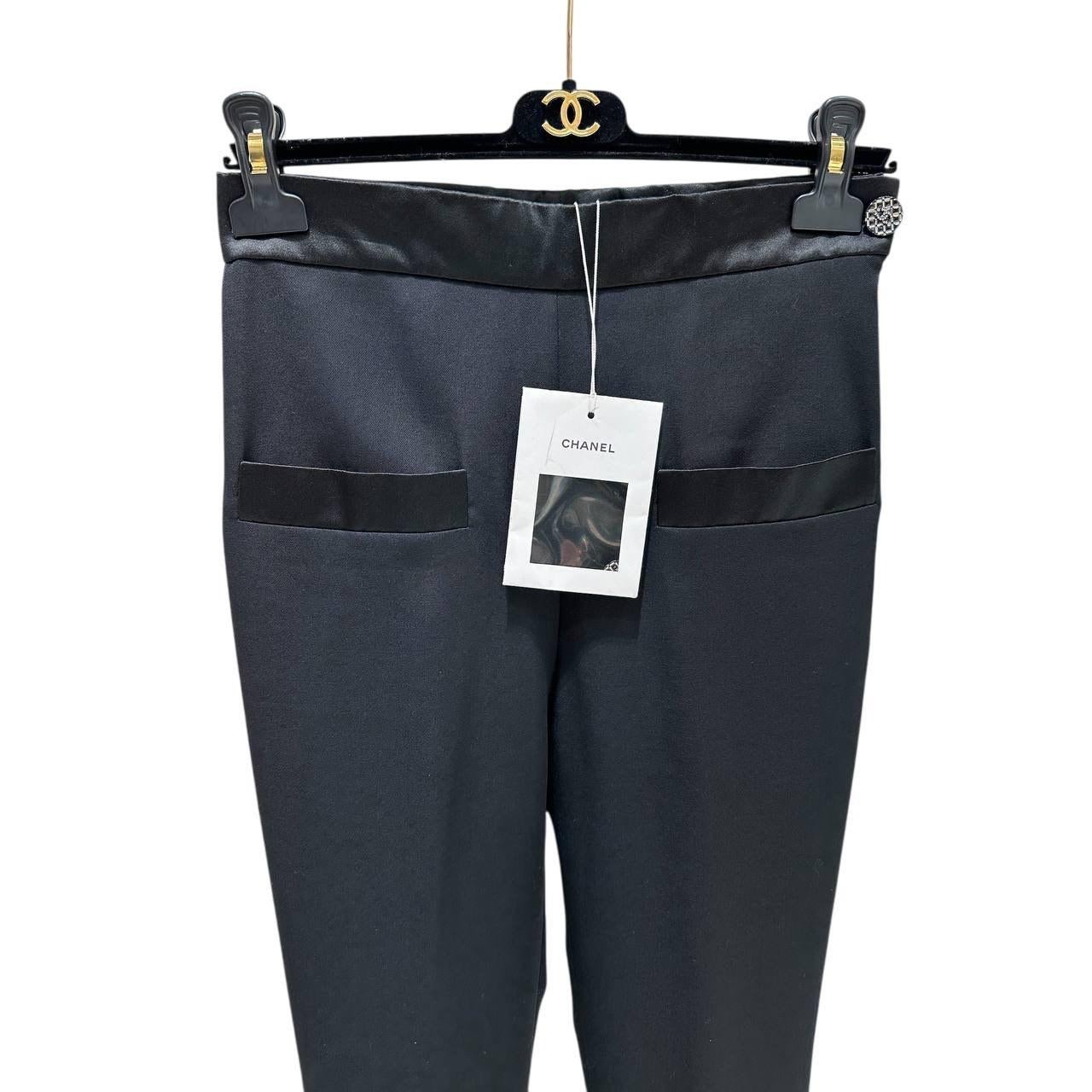 Nero NWTChanel Wool Pants Trousers, Size 36 in vendita