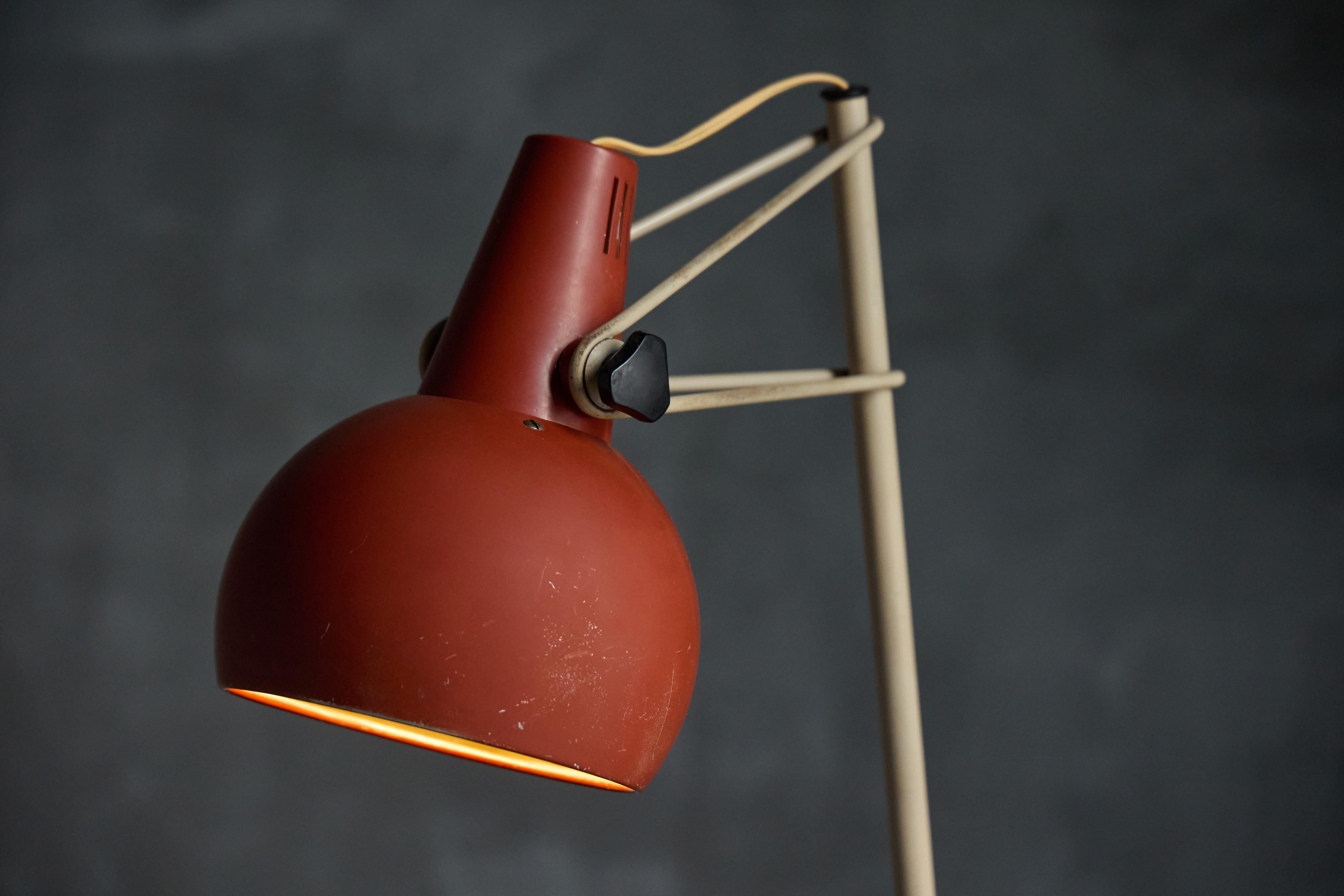 'NX29' Floor Lamp by Louis Kalff for Philips, Netherlands, 1950s For Sale 9