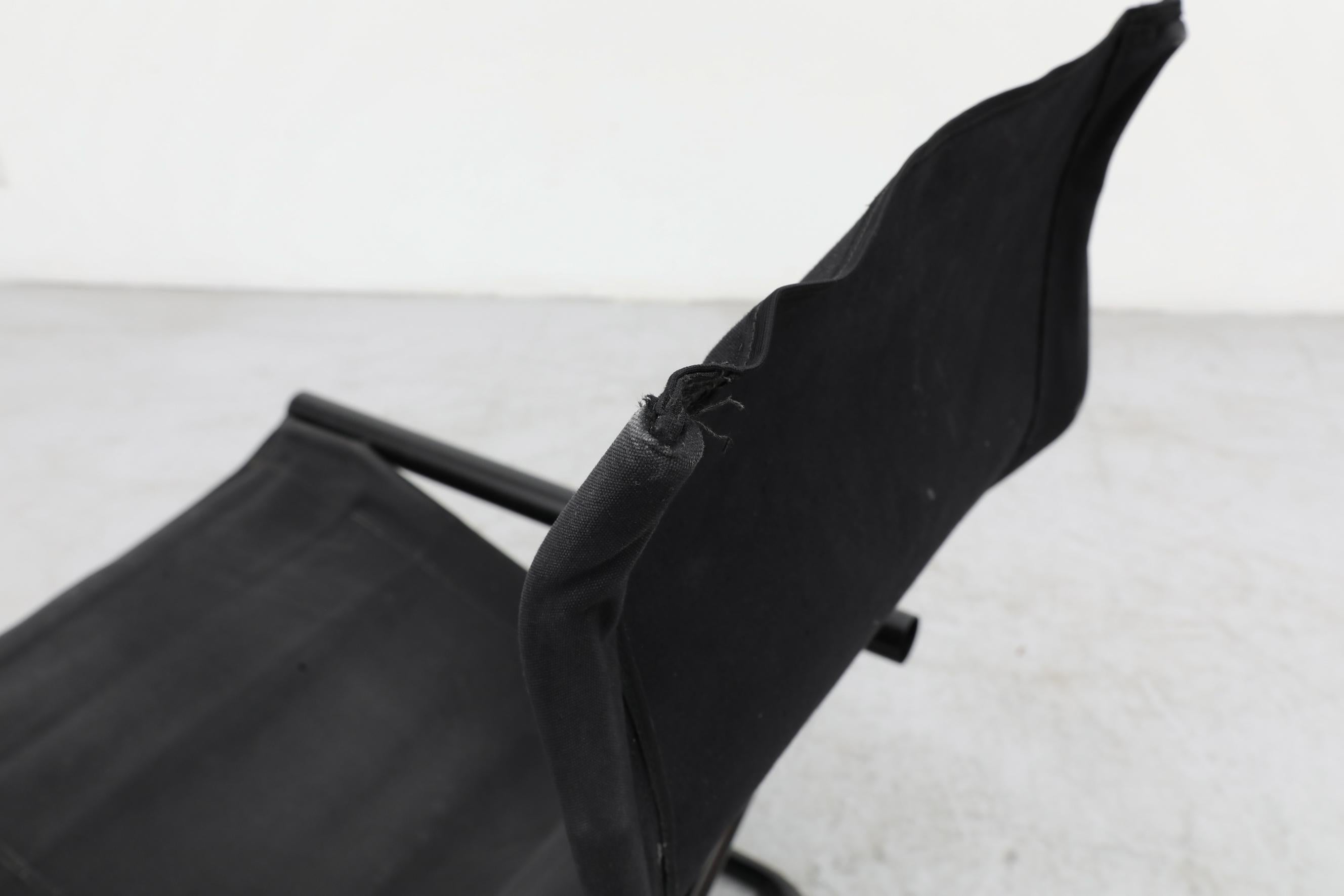 'NY' Folding Chair by Takeshi Nii 8