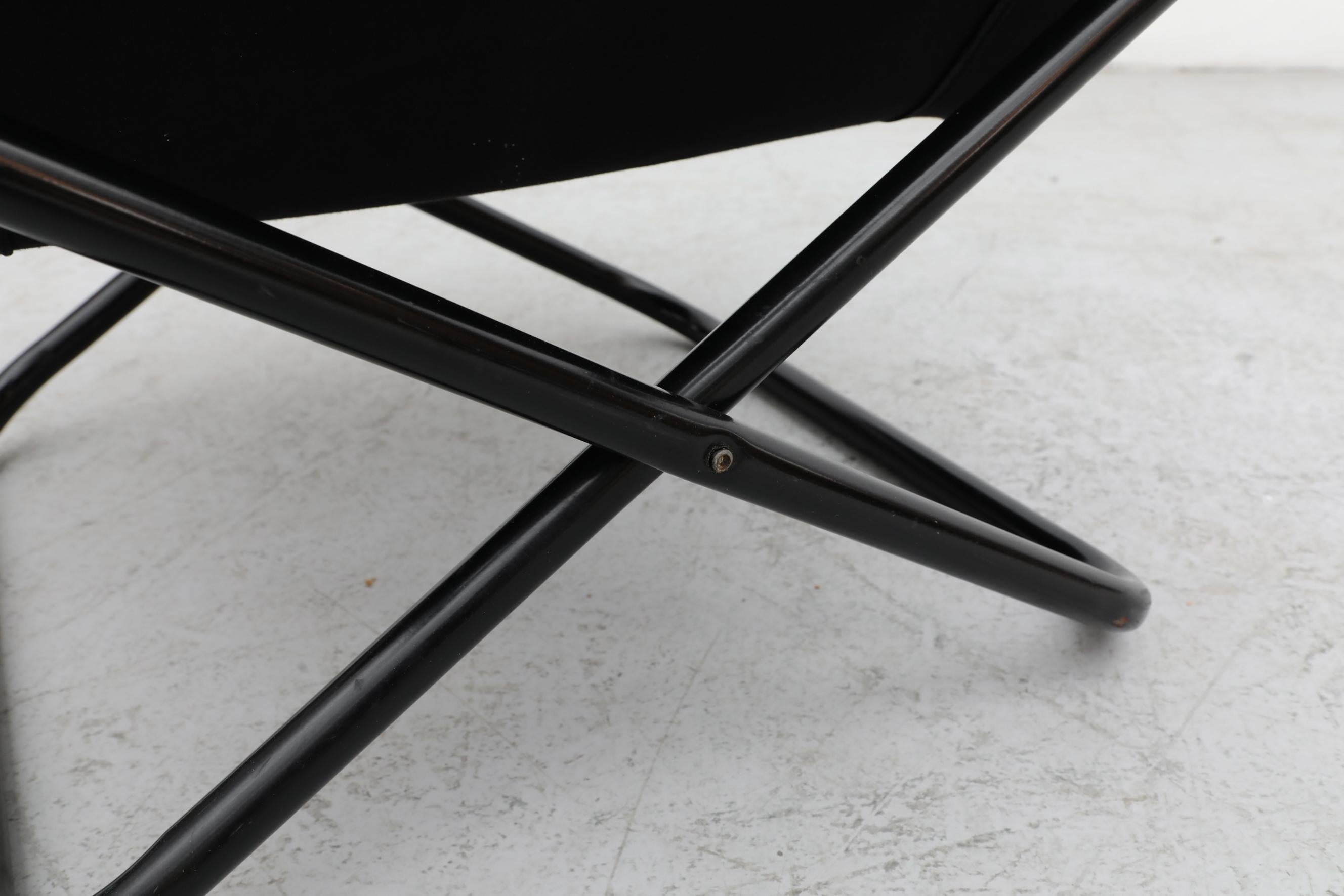 'NY' Folding Chair by Takeshi Nii 10
