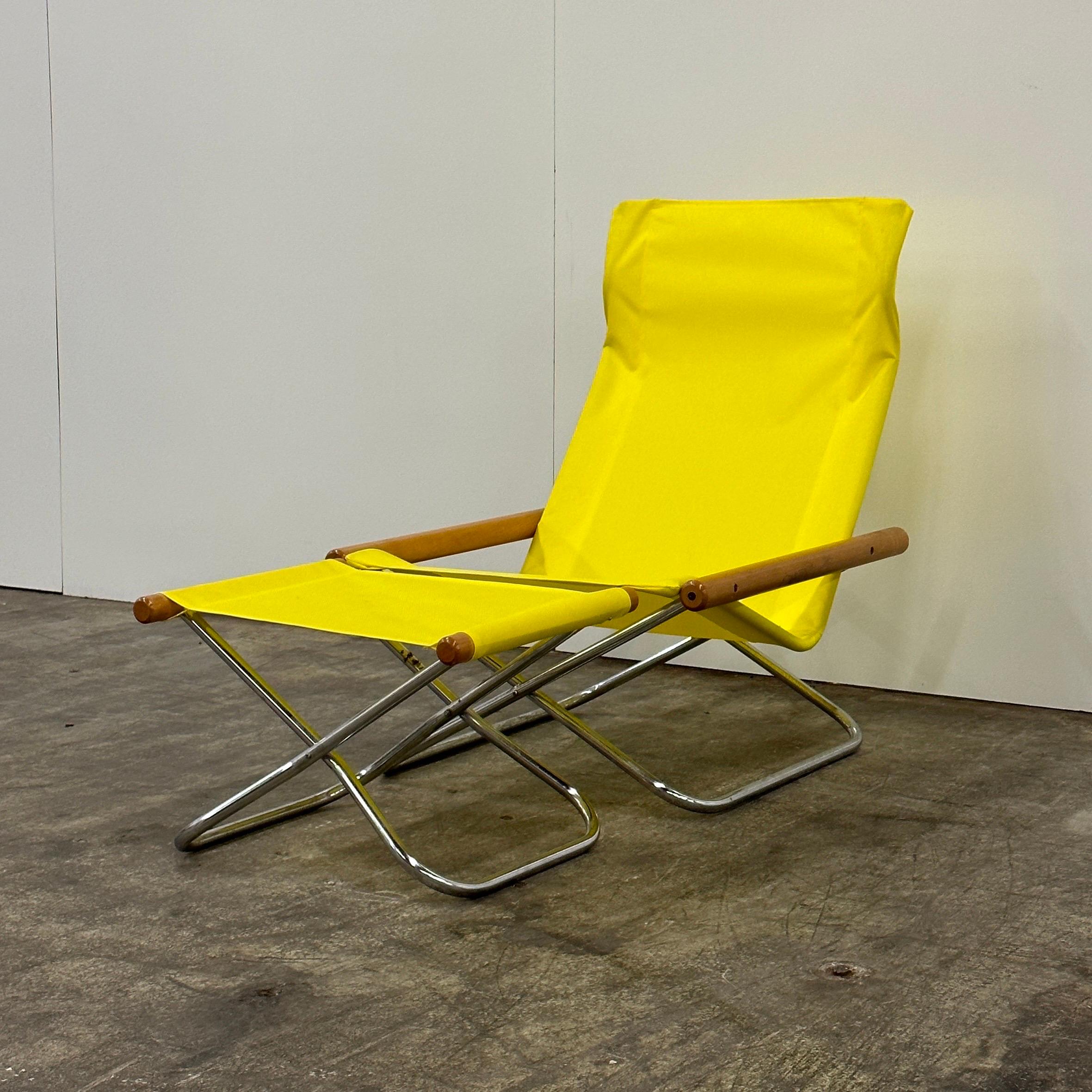 Mid-Century Modern Chaise pliante et pouf NY de Takeshi Nii en vente