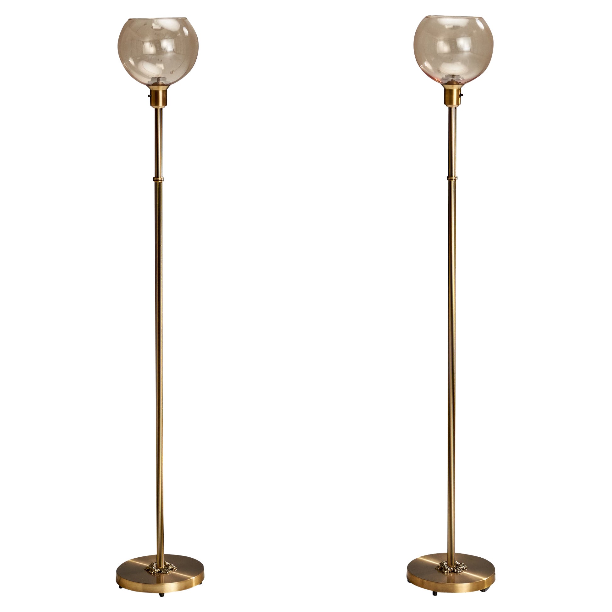 Nybro Armaturfabrik, Lampadaires, laiton, verre, Suède, années 1950