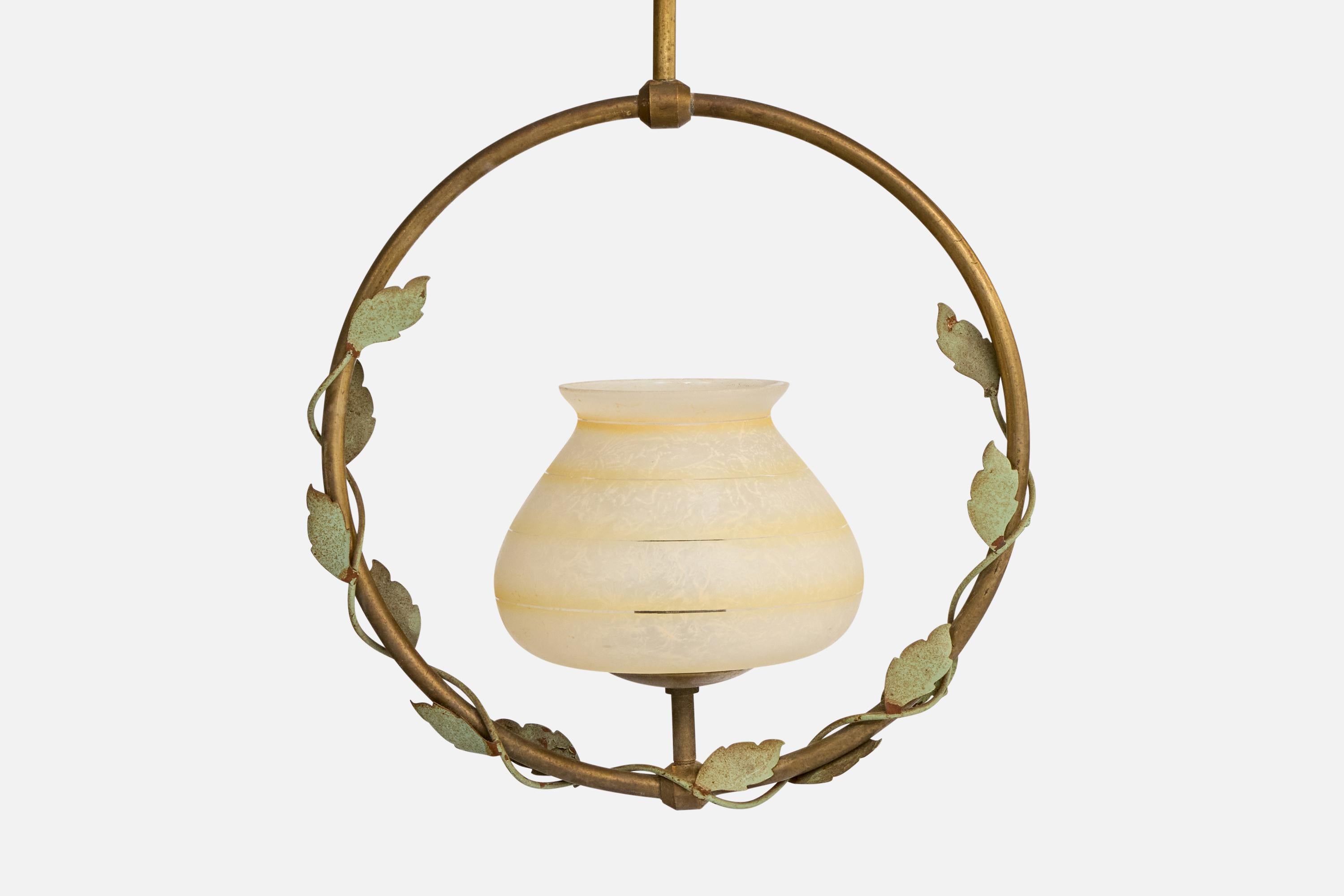 Nybro Armaturfabrik, Lampada a sospensione, Ottone, Metallo, Vetro, anni '50 In condizioni buone in vendita a High Point, NC