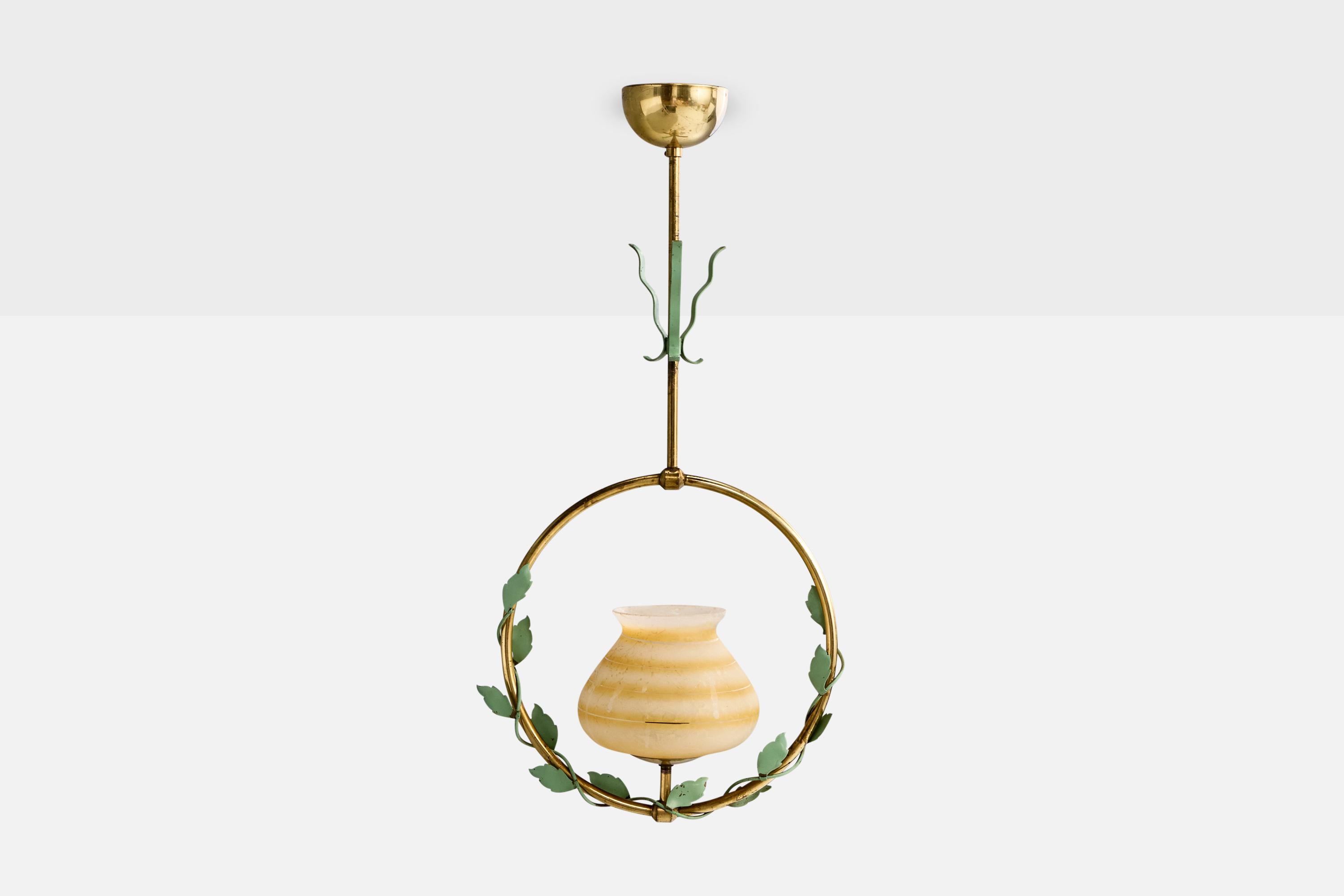 Mid-Century moderno Nybro Armaturfabrik, Lampada a sospensione, Ottone, Metallo, Vetro, Svezia, anni '50 in vendita