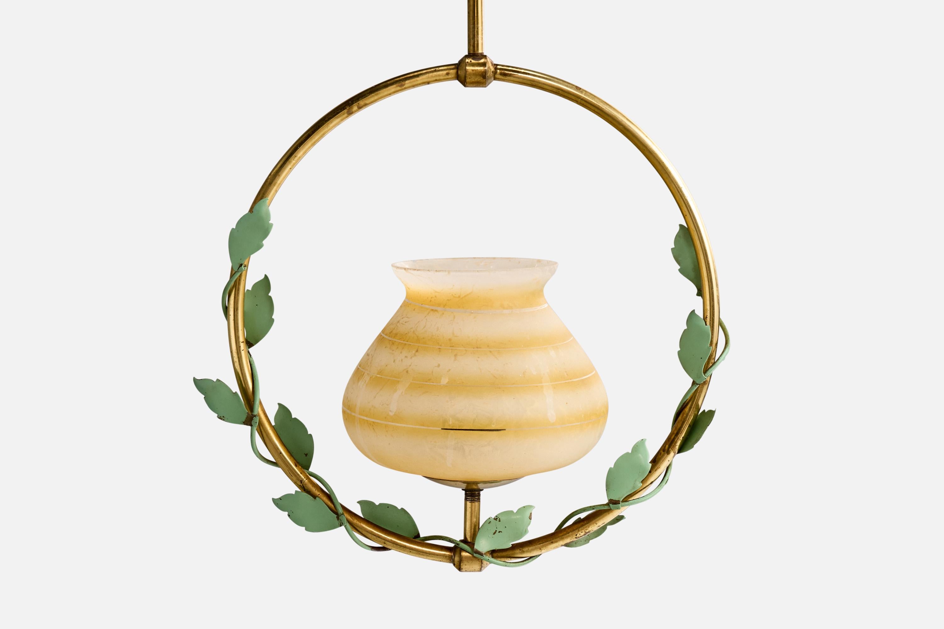 Nybro Armaturfabrik, Lampada a sospensione, Ottone, Metallo, Vetro, Svezia, anni '50 In condizioni buone in vendita a High Point, NC