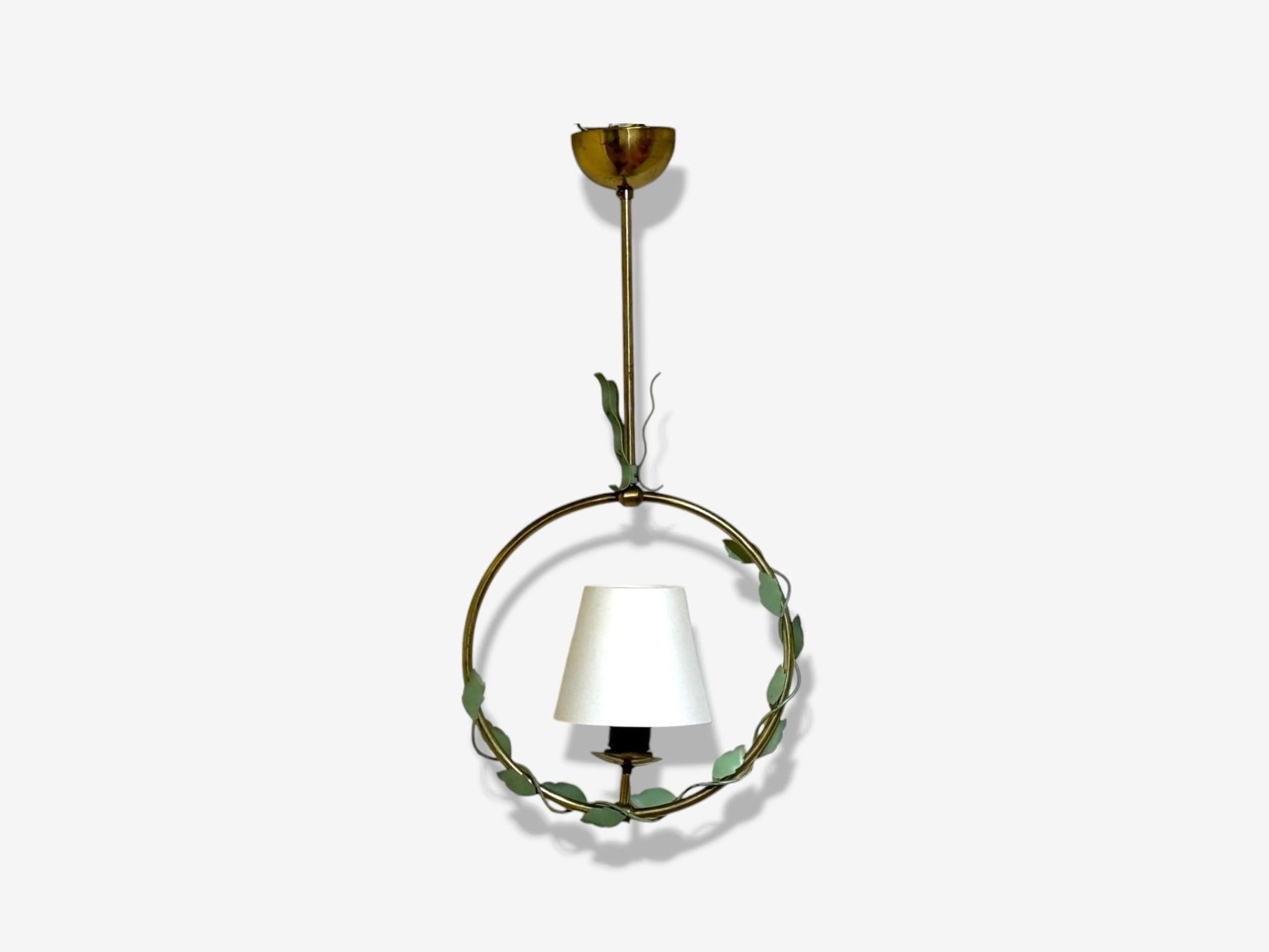 Nybro Armaturfabrik, Swedish Mid-Century Modern, Brass, Metal, Pendant Light, Sweden, 1950s

A charming Swedish modern model no 34 pendant light designed and produced by Nybro Armaturfabrik in Sweden circa 1950s. This example features a patinated