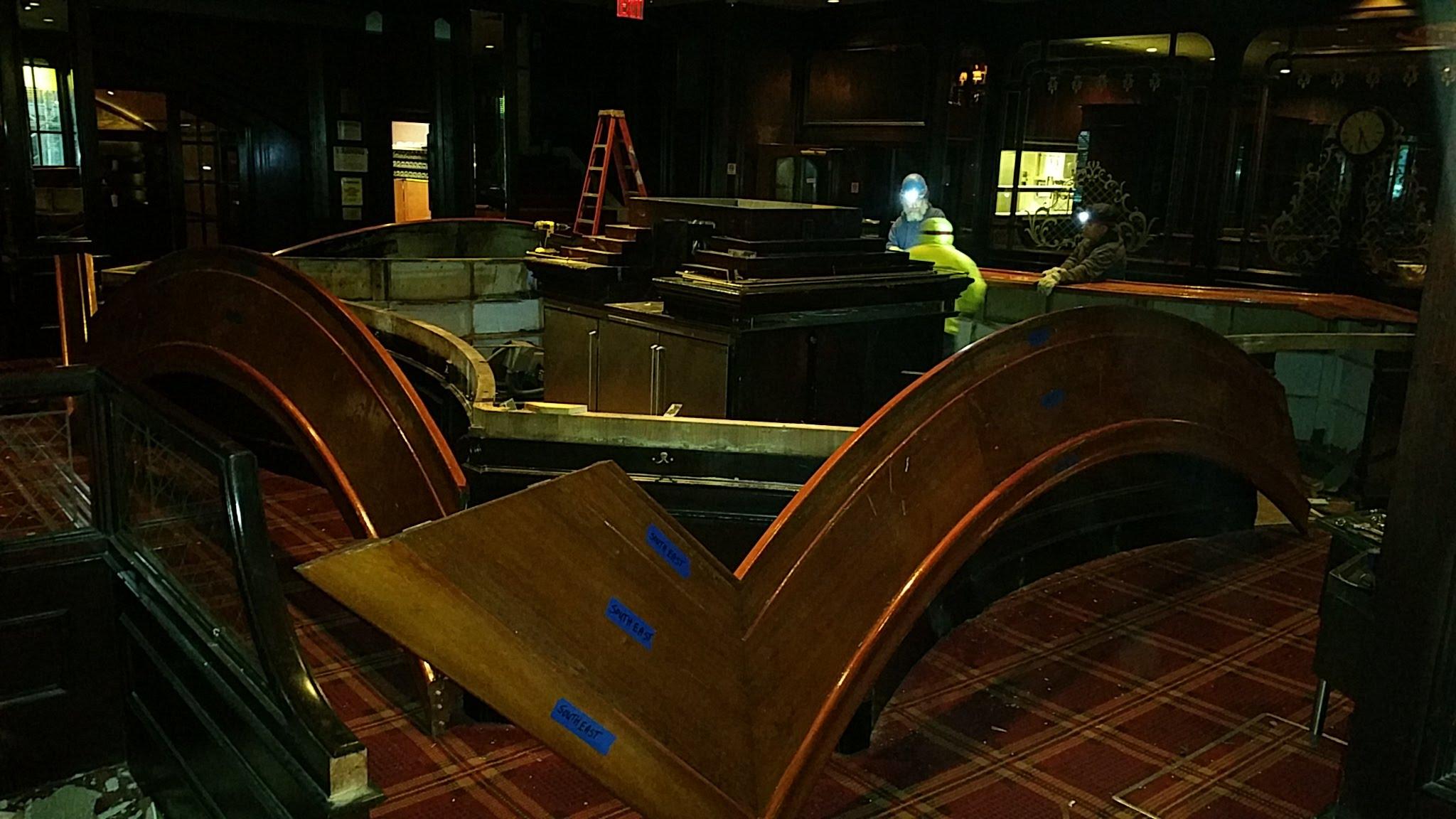 Waldorf Astoria Hotel Carved Bar Bull and Bear Steakhouse For Sale 7