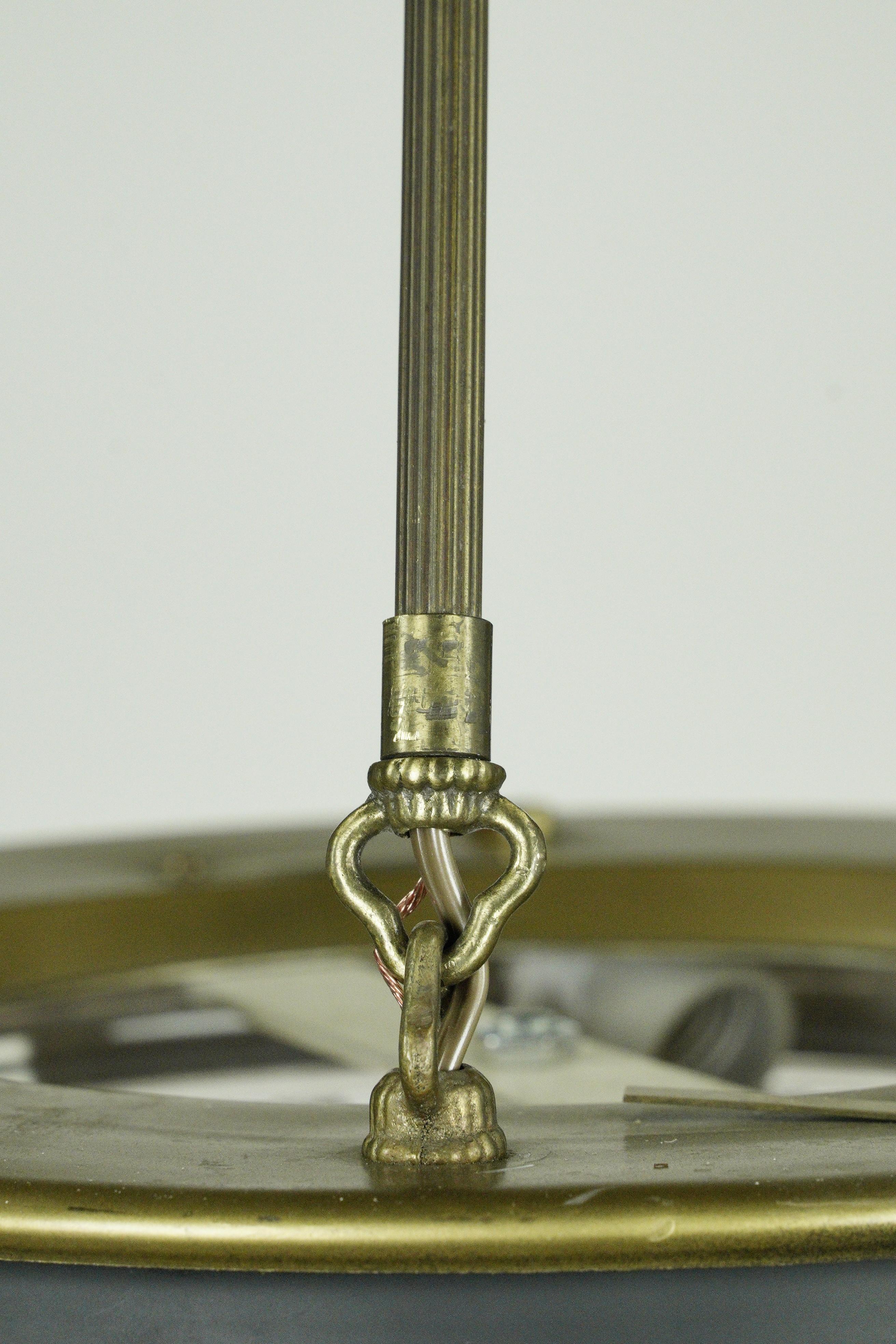 NYC Waldorf Astoria Hotel Empire Suspension Chandelier Pendentif en vente 1