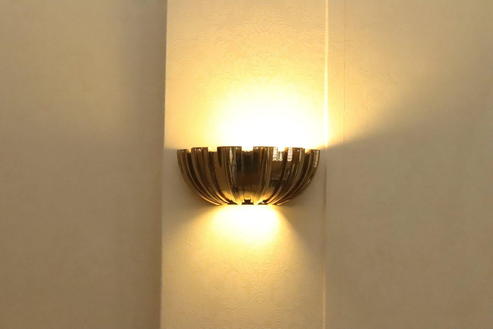 NYC Waldorf Astoria Hotel Brass Shell Sconce Mid-Century Modern Quantity 5