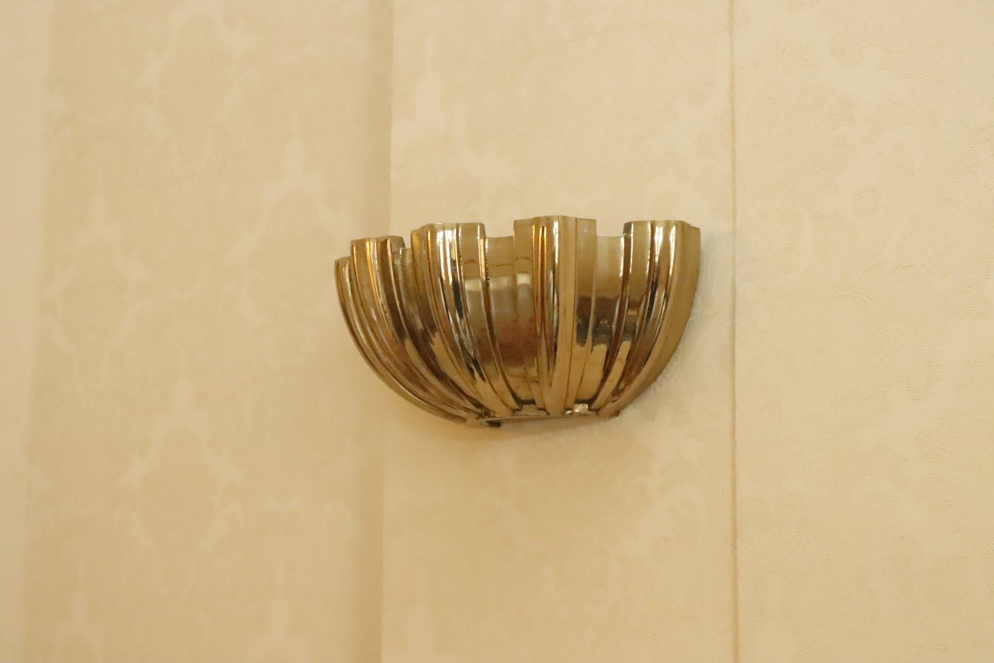 NYC Waldorf Astoria Hotel Brass Shell Sconce Mid-Century Modern Quantity 2