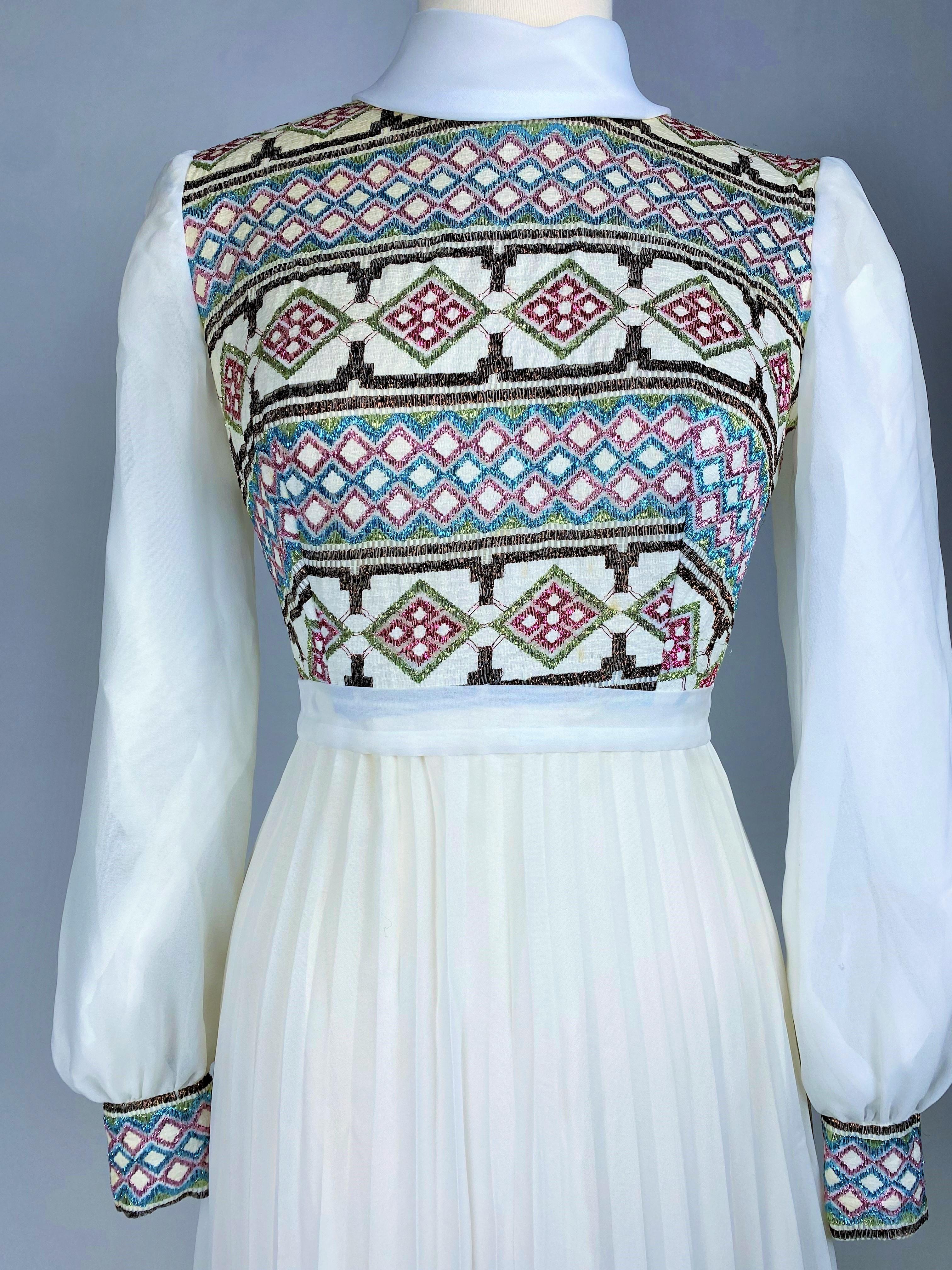 Nylon and lurex crepe formal dress - France Circa 1972 For Sale 2
