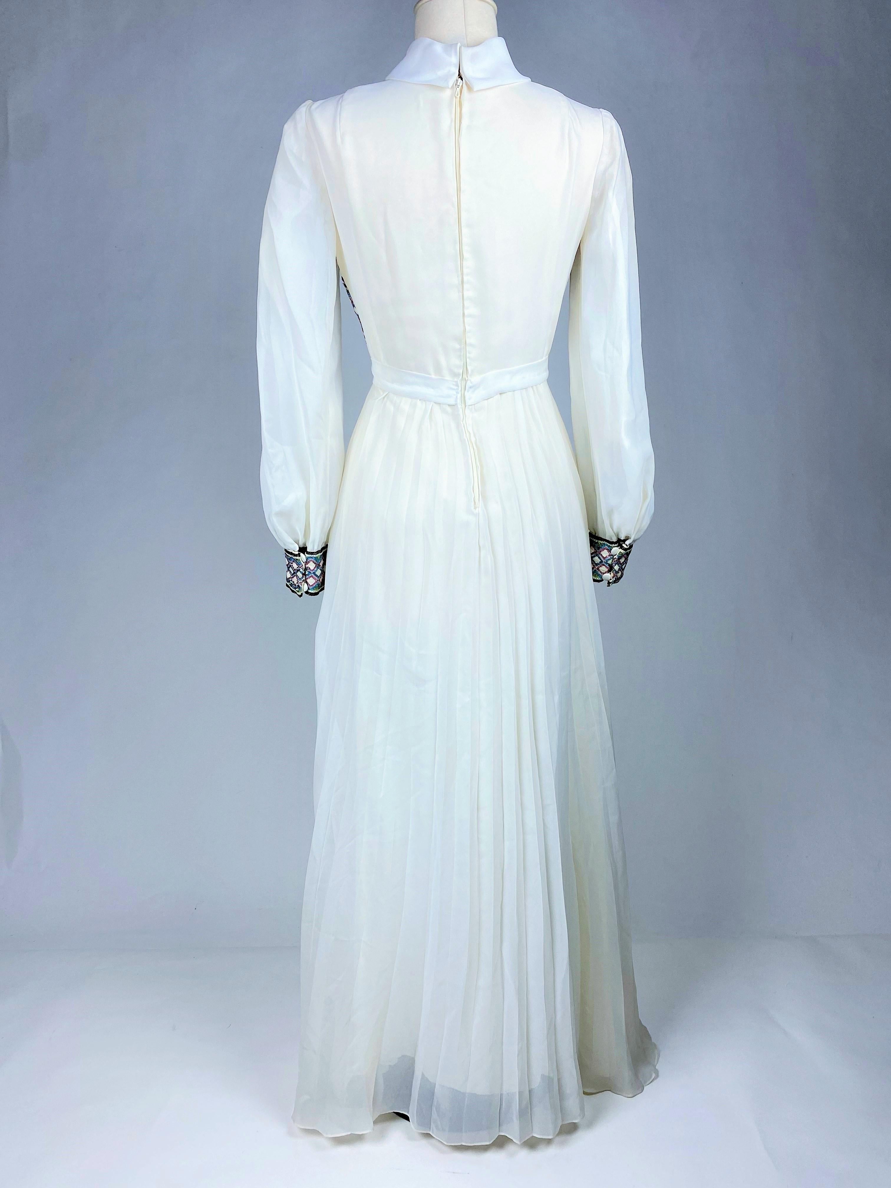 Nylon and lurex crepe formal dress - France Circa 1972 For Sale 5