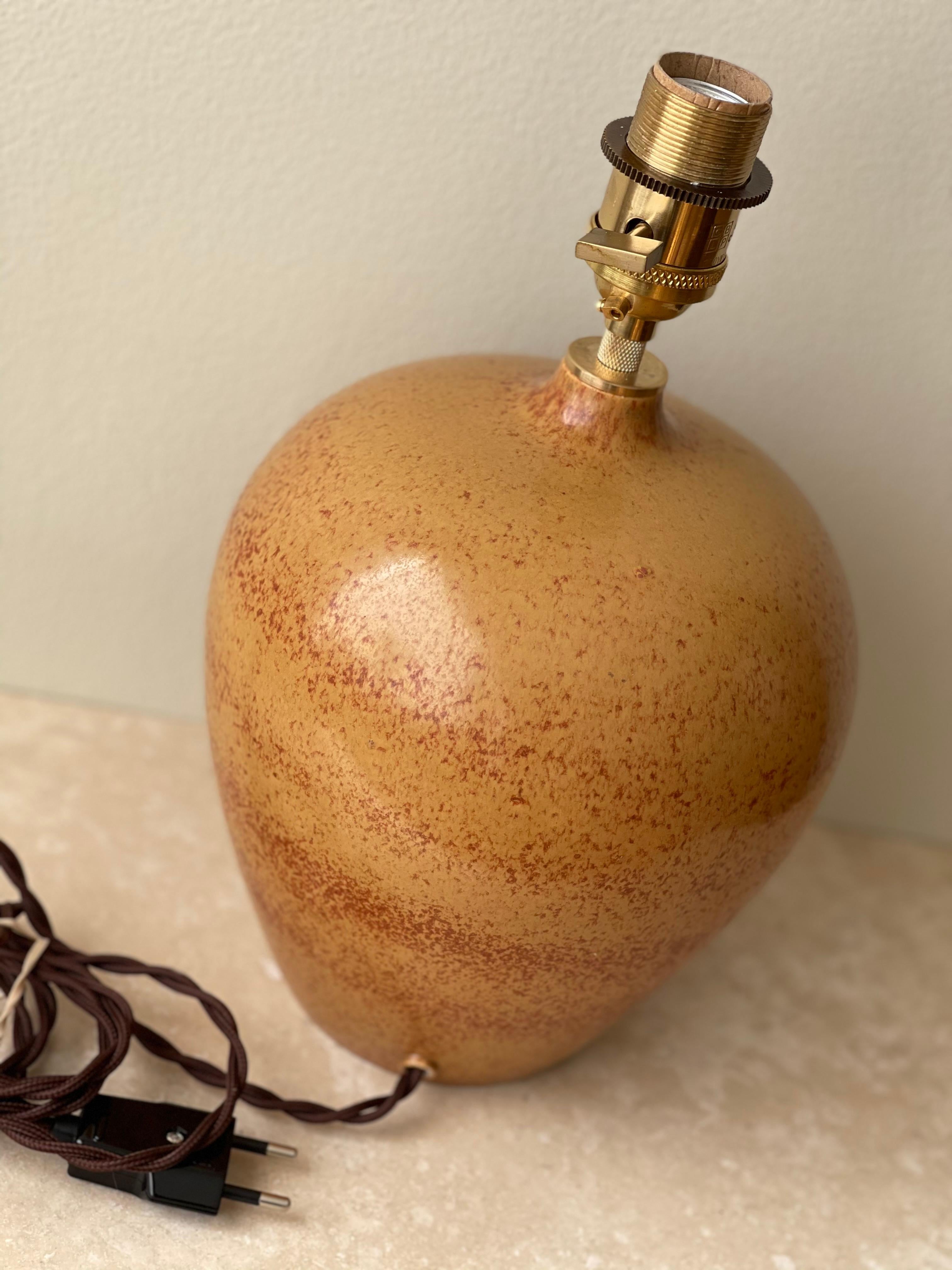 Lampe de table en grès Nylund à glaçure fourrure de lièvre Brown. 1940s. en vente 2
