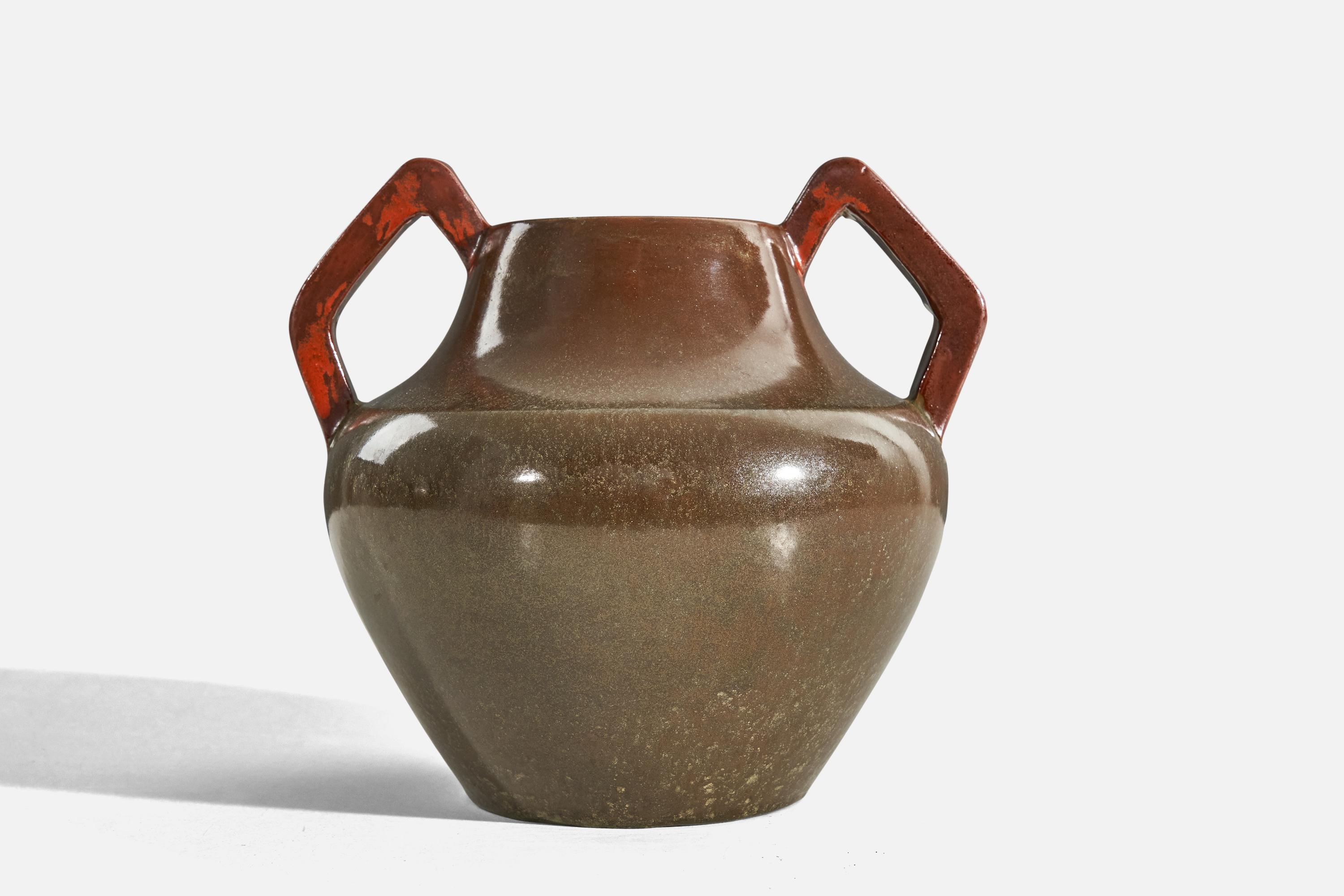 Swedish Nyman & Nyman, Vase, Brown Glazed Stoneware, Höganäs, Sweden 1940s For Sale