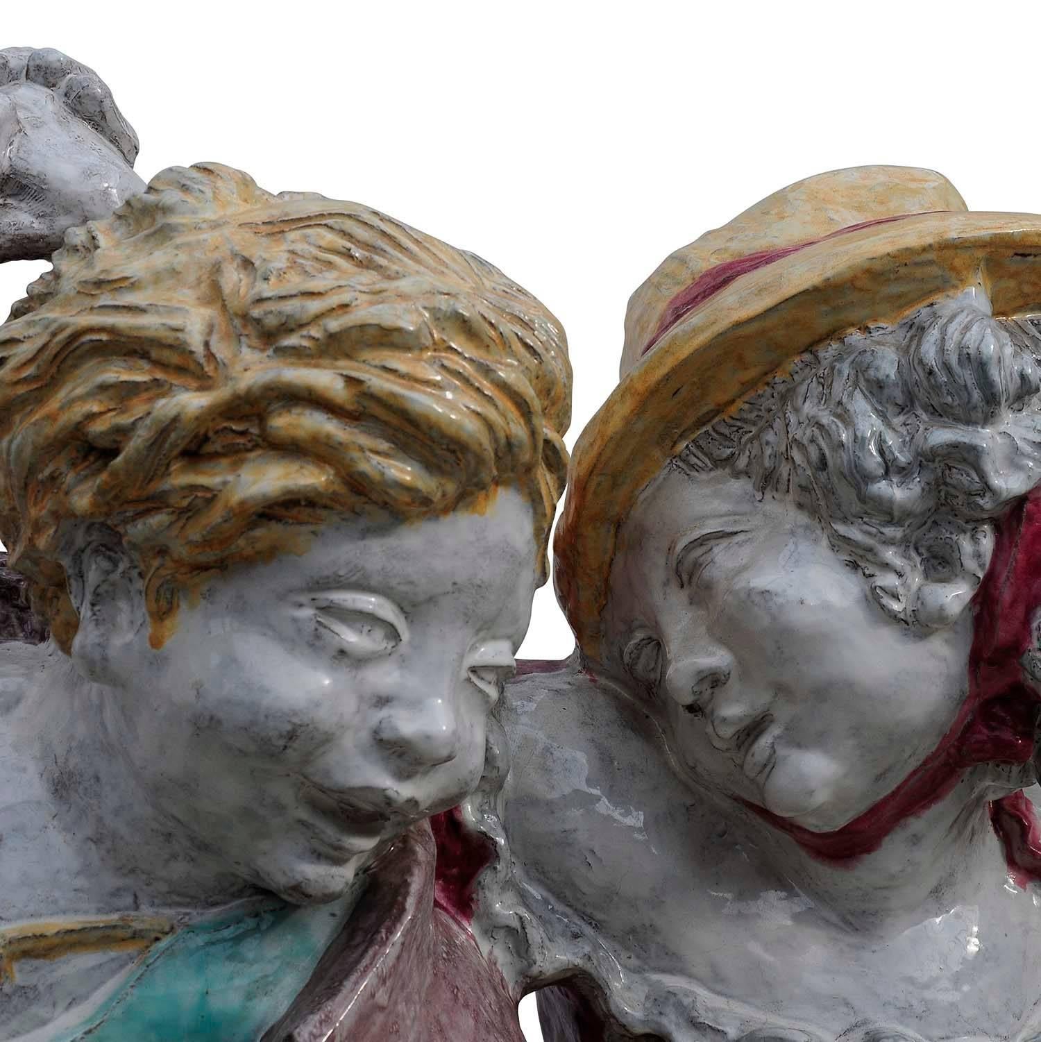 Nympfenburg-Porzellan-Skulptur eines tanzenden Paares von Josef Wackerle

Außergewöhnliche Porzellan-Gartenskulptur in Lebensgröße in Form eines tanzenden Paares. Entworfen um 1908 von dem berühmten Bildhauer Josef Wackerle. Hergestellt in