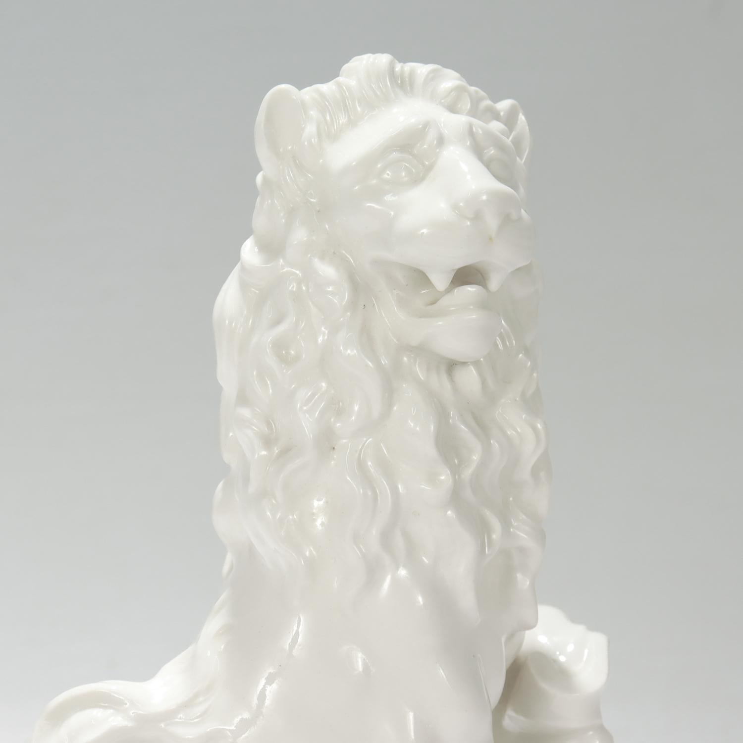 Nymphenburg Blanc de Chine Figurilla de porcelana 