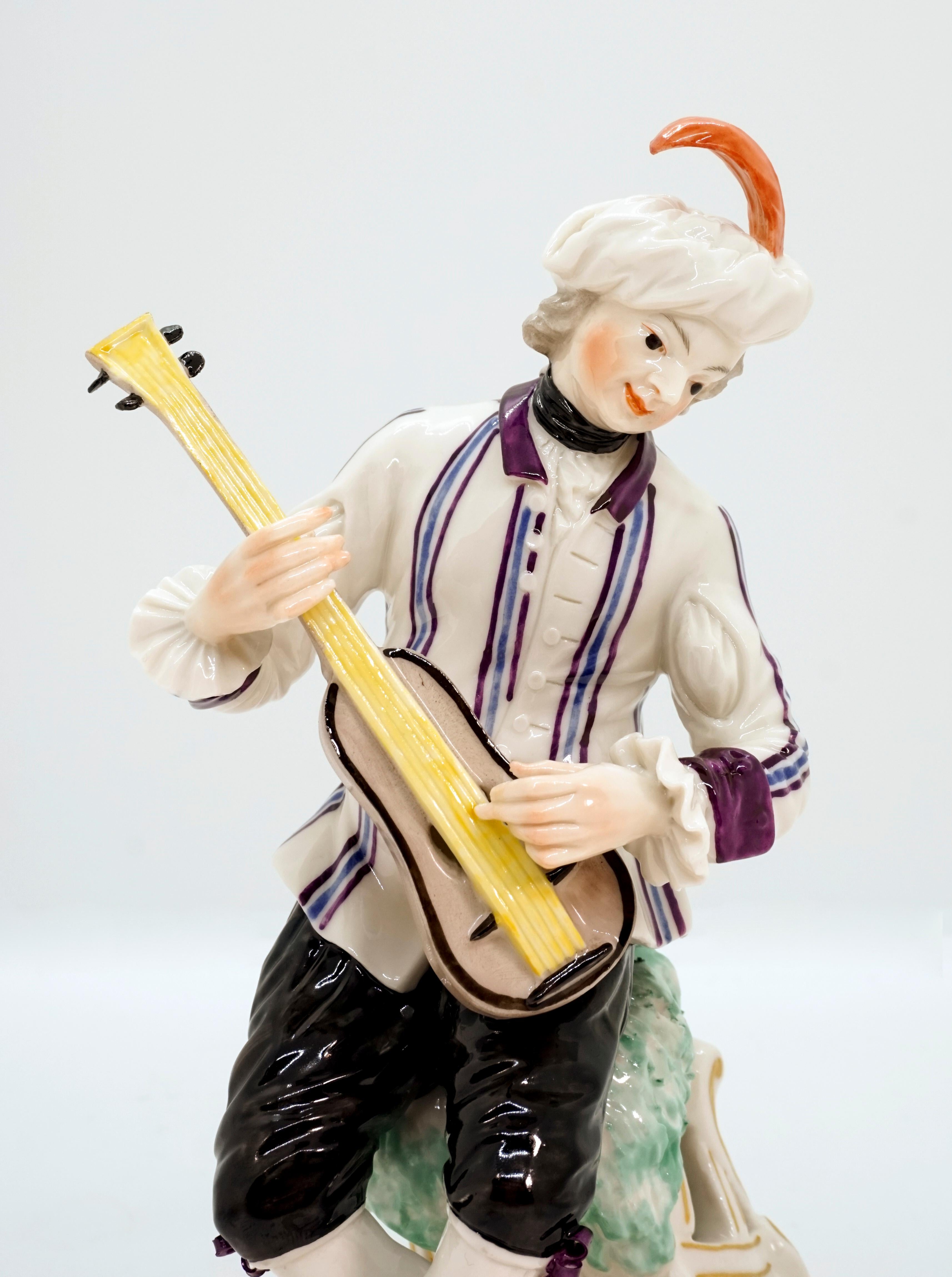 Nymphenburg Frankenthal-Figur, „Gitarrespieler“, Deutschland, 1923 im Zustand „Gut“ im Angebot in Vienna, AT