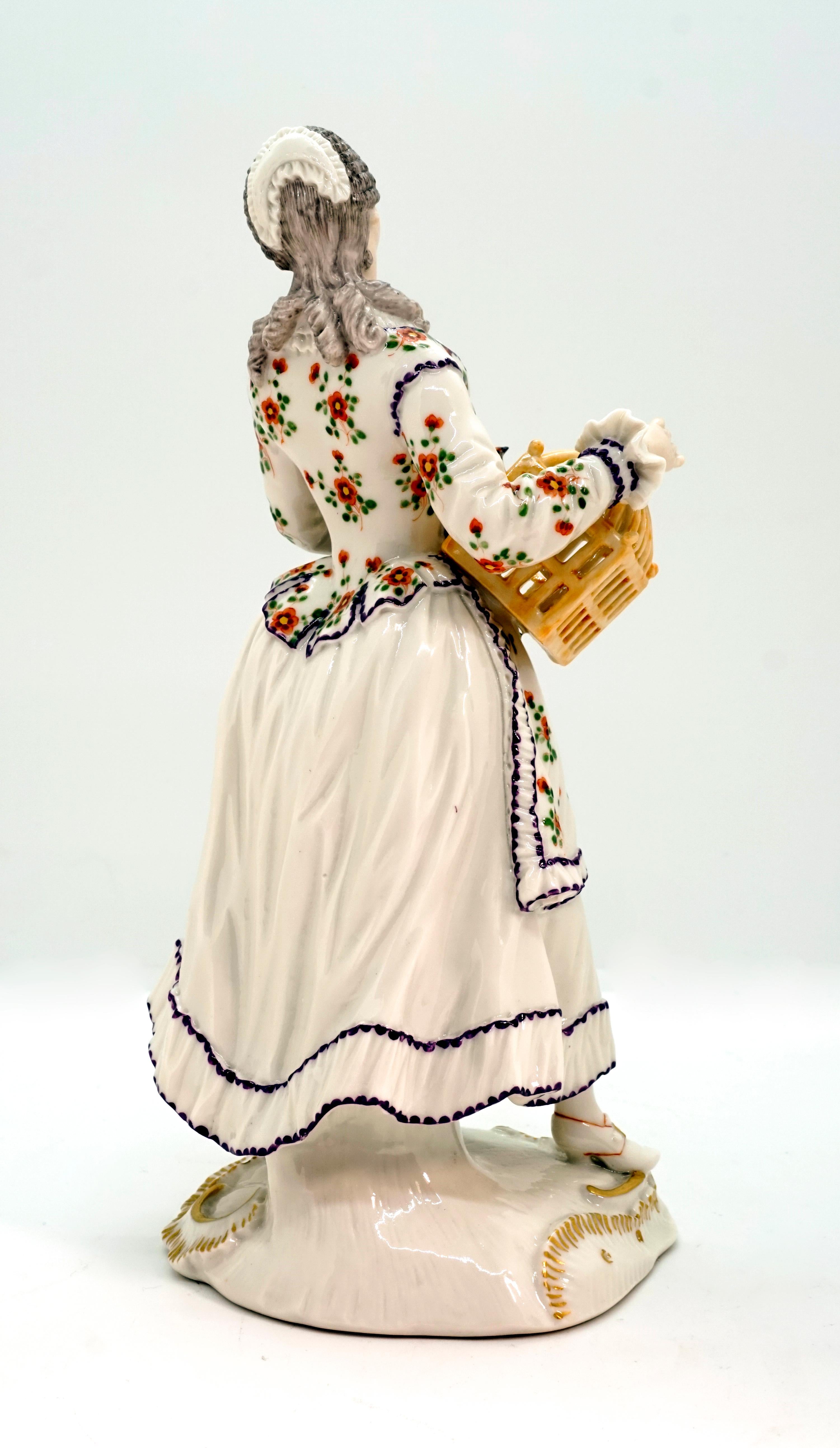 Die Frankenthal-Figur „Dame mit Vogelkäfig“ von Johann Friedrich Lck, Nymphenburger (Rokoko) im Angebot