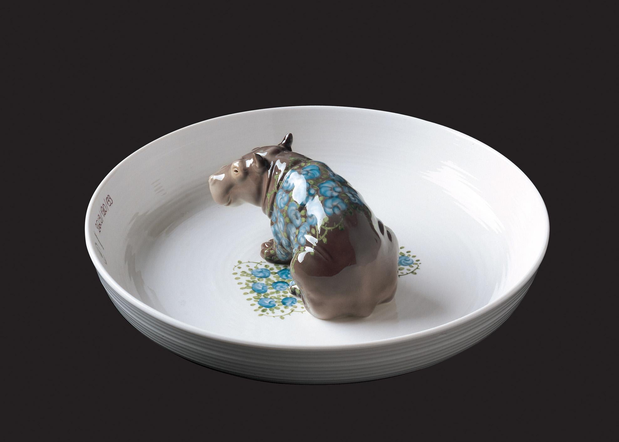 Nymphenburg Hella Jongerius Cuenco hipopótamo porcelana pintada a mano Moderno en venta