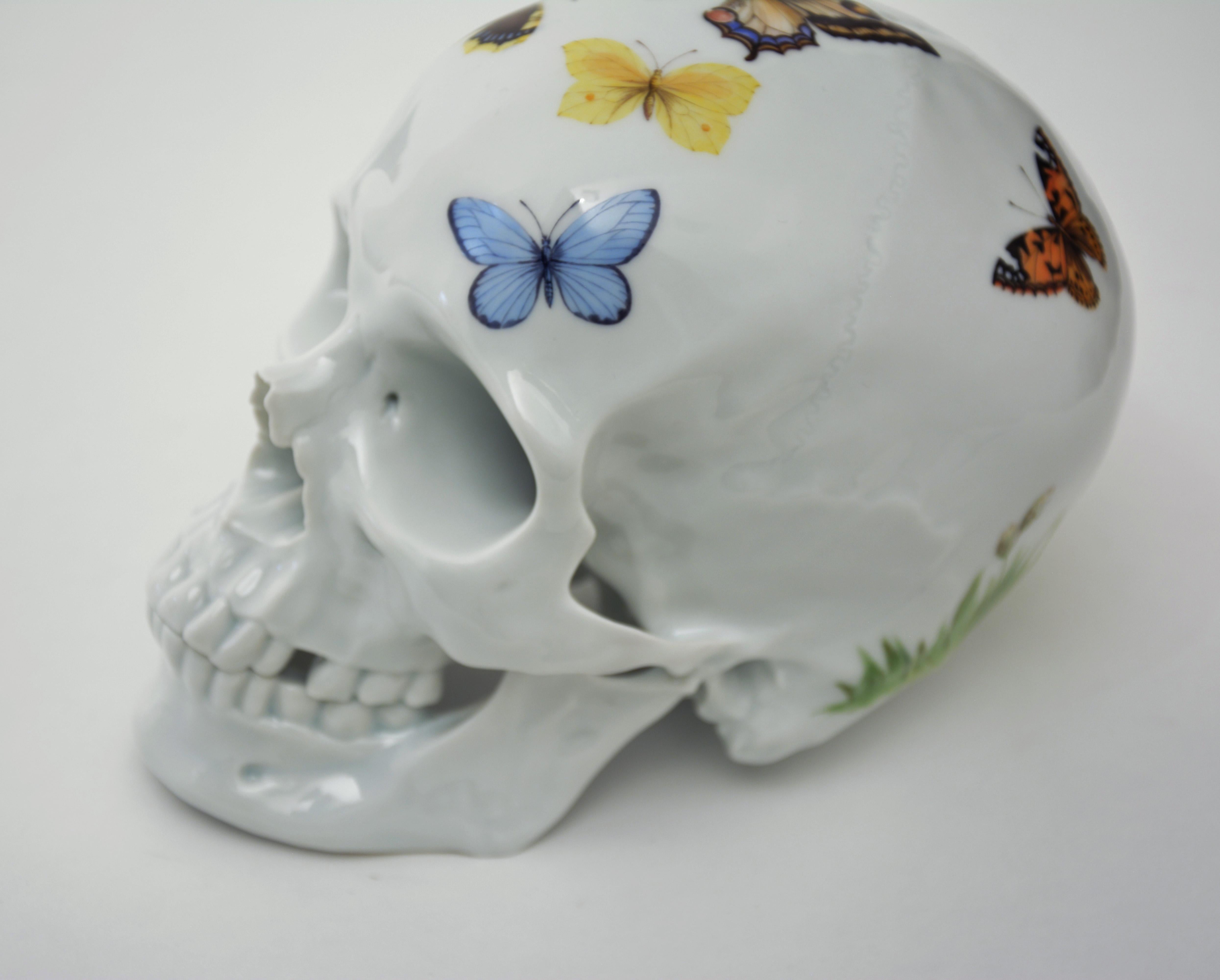 Nymphenburg Edición Limitada Calavera - Mariposas - pintada a mano Edición de 25 Vaciado en venta