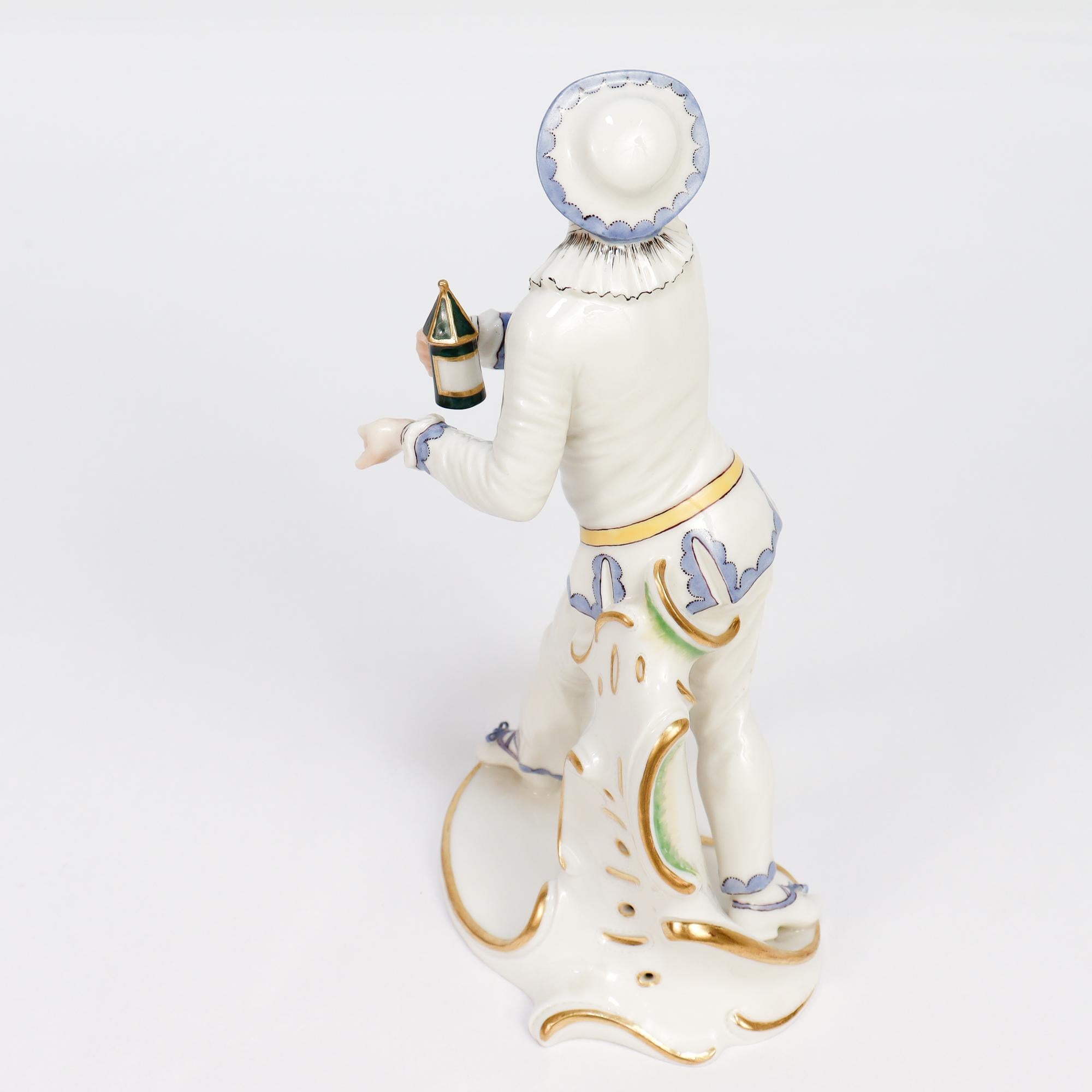 Nymphenburg Porcelain Commedia Dell'Arte Figure de Pierrot en porcelaine en vente 1