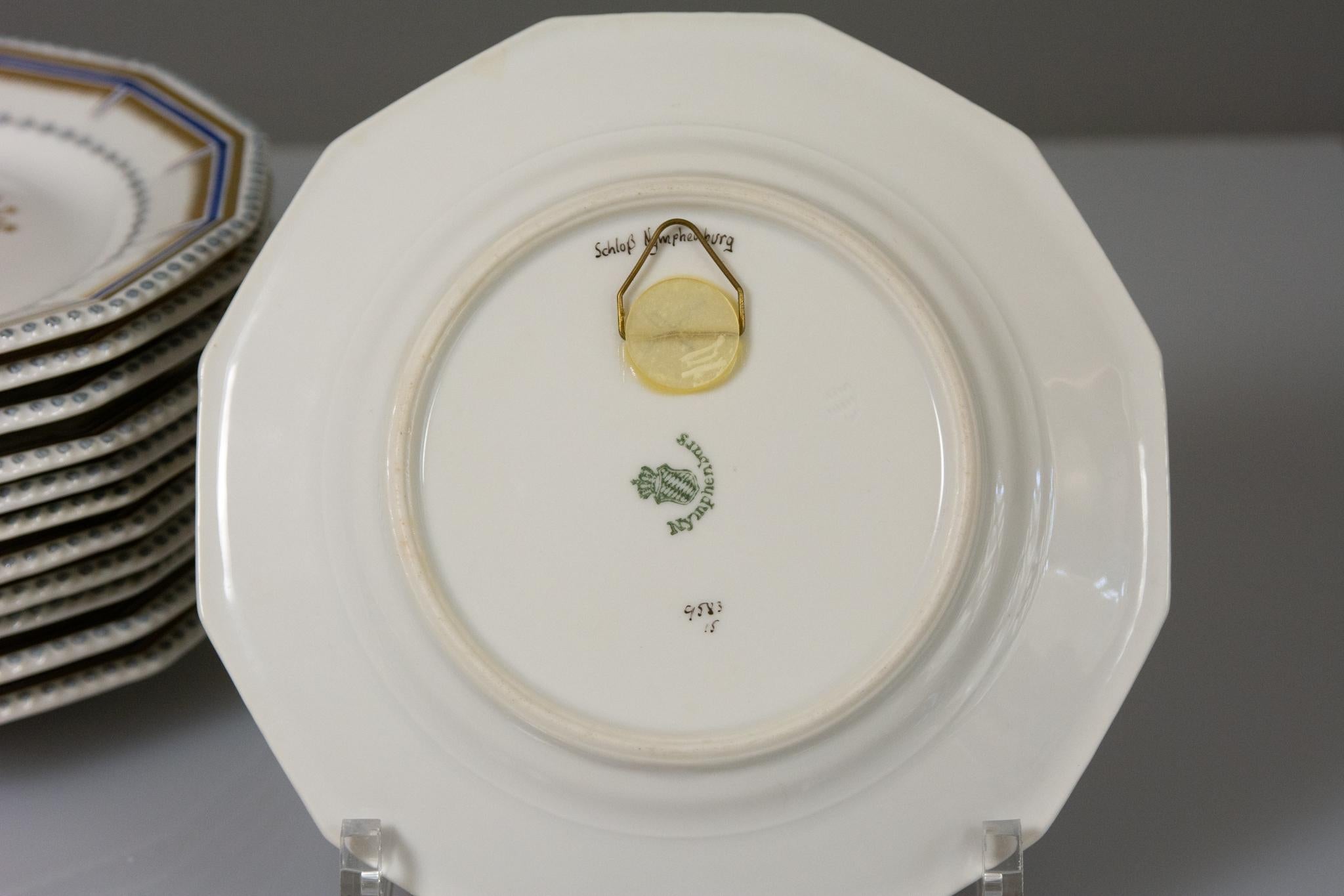 Nymphenburg Porcelain Perlenkönigsservice für 12 Königsservice Perl 70 Pieces im Angebot 9