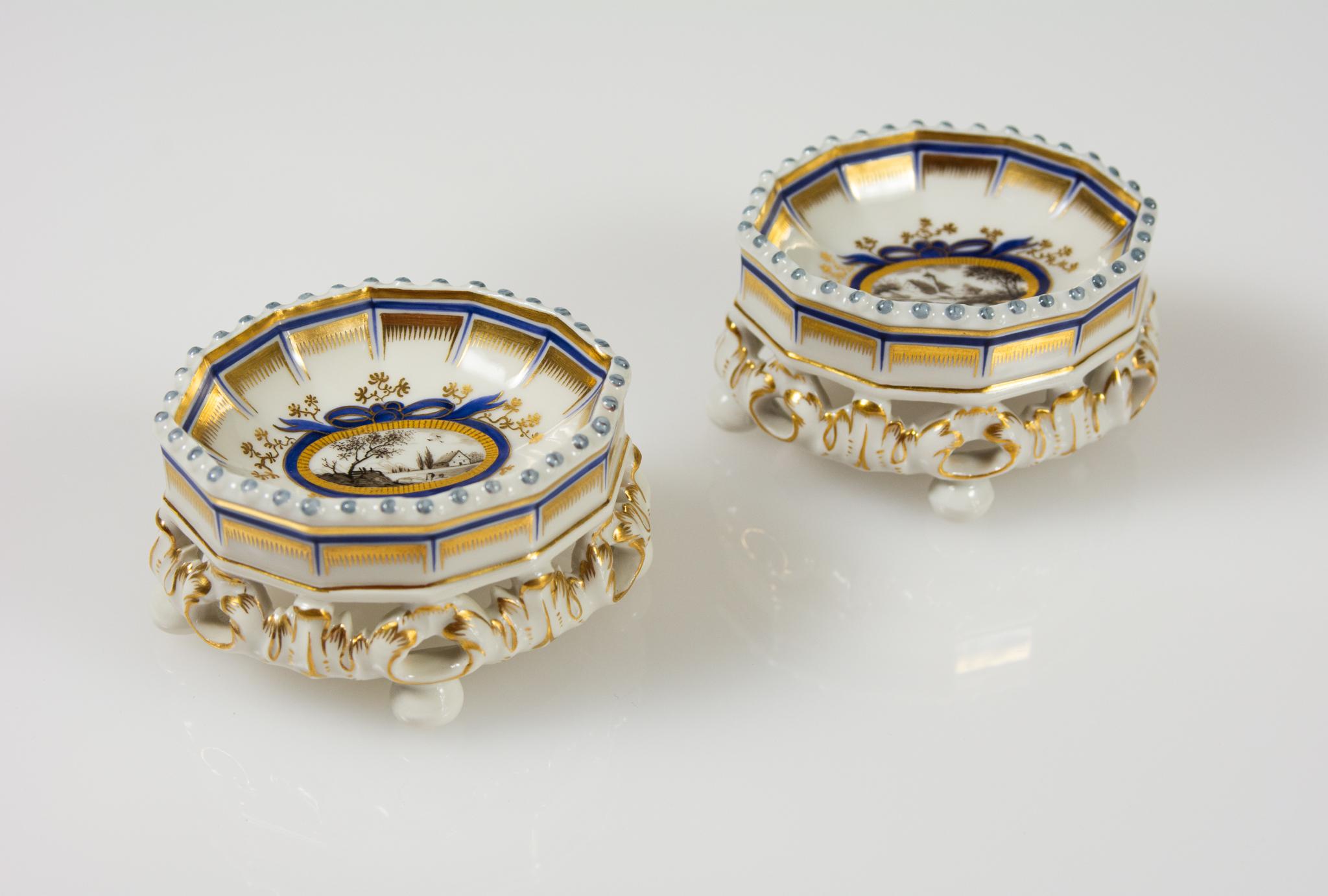 Nymphenburg Porcelain Perlenkönigsservice für 12 Königsservice Perl 70 Pieces (Deutsch) im Angebot