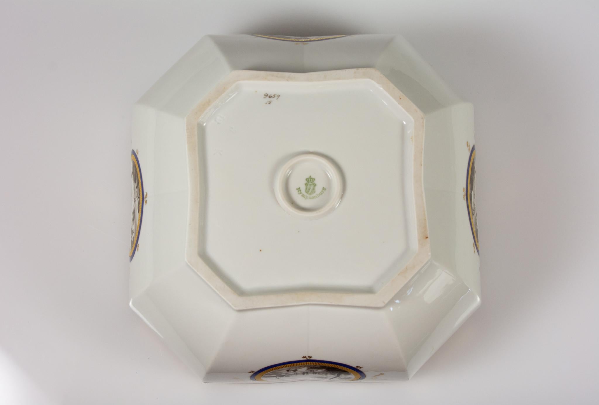 Nymphenburg Porcelain Perlenkönigsservice für 12 Königsservice Perl 70 Pieces im Angebot 1