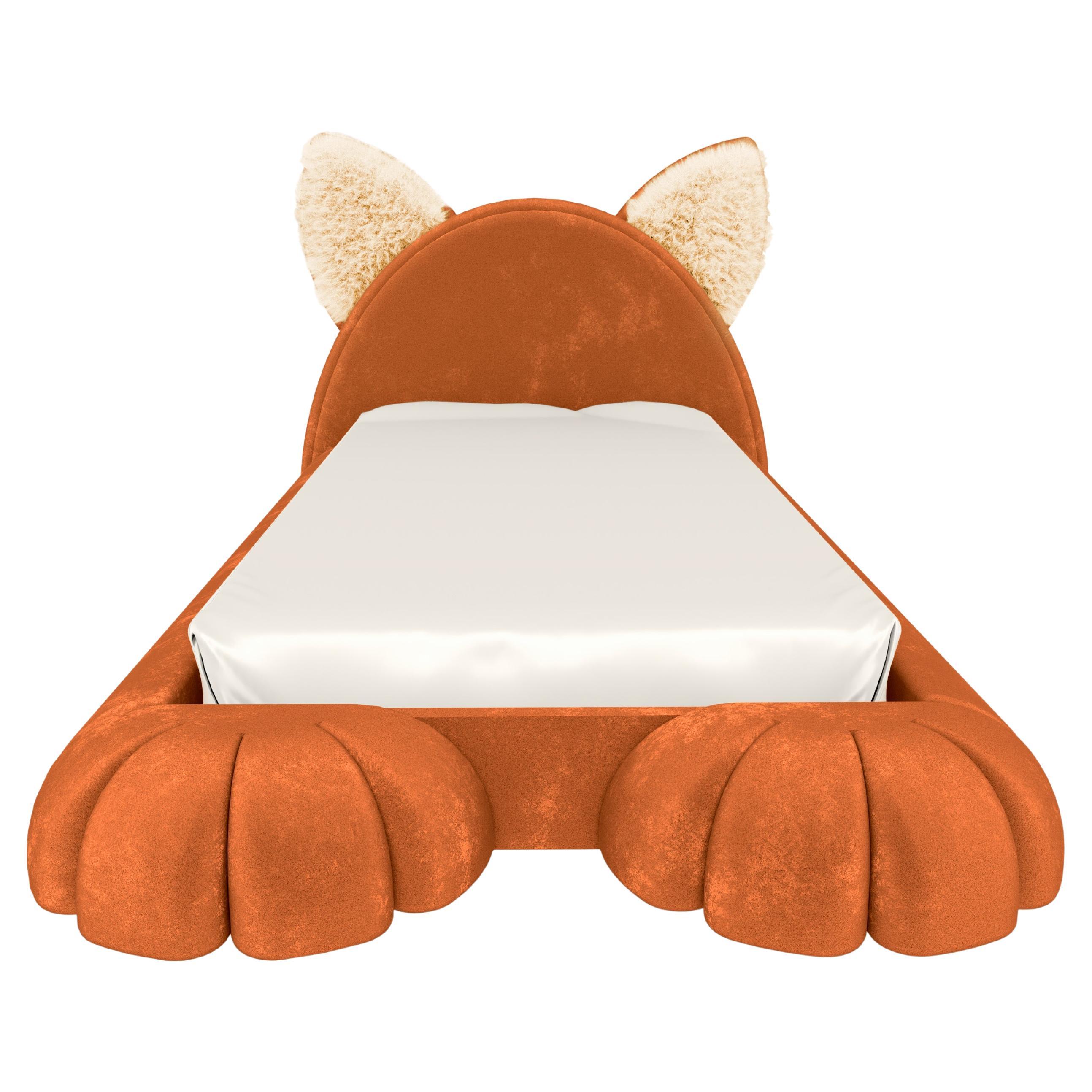 Letto per bambini Nyra Cat in velluto color mattone - Mobili di lusso per bambini di MAGILORE in vendita