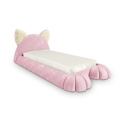 Nyra Cat Kids Bed in Pink Velvet – Luxury Children’s Furniture by MAGILORE