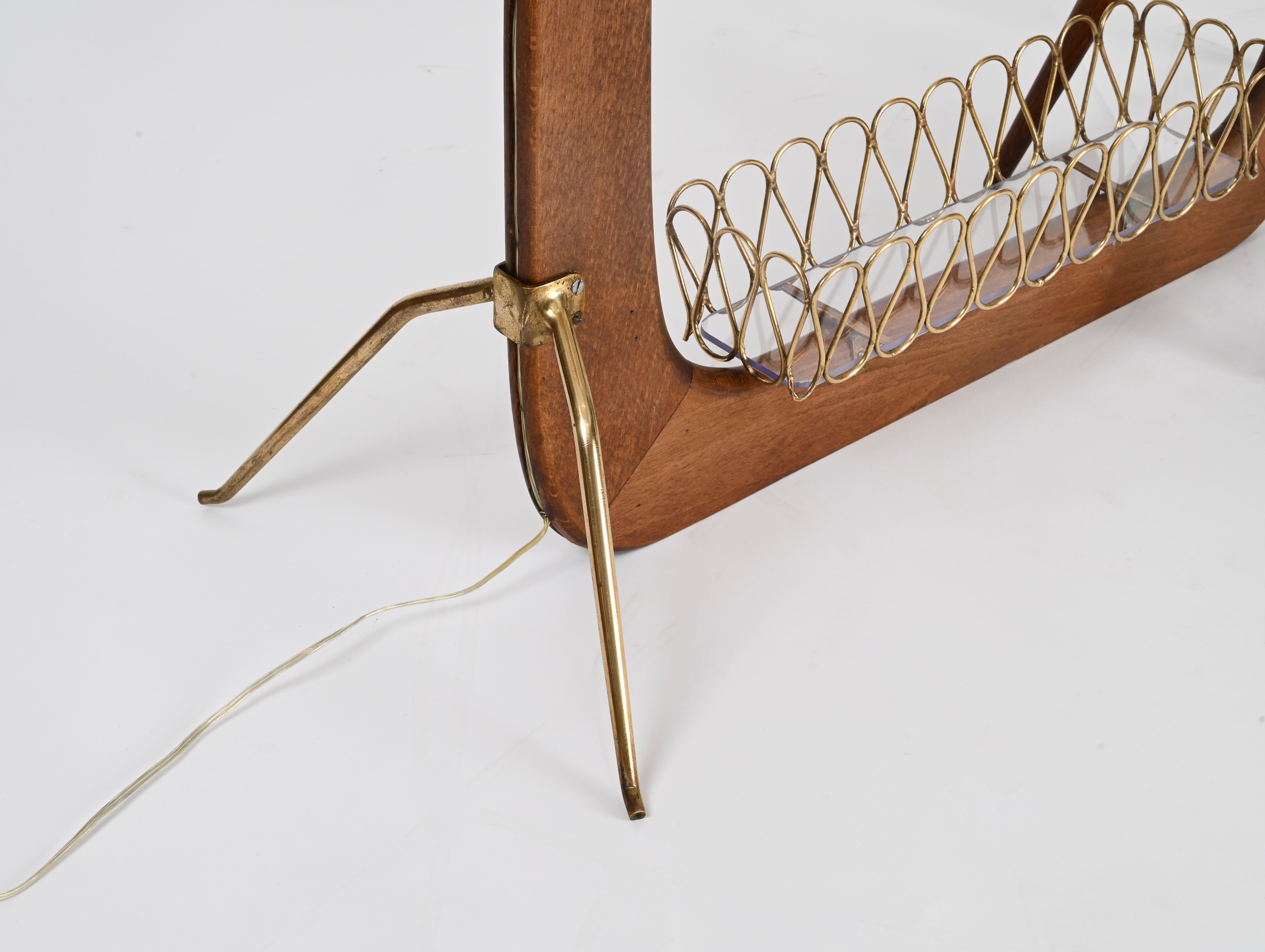 O. Borsani Lampada da terra scultorea con tavolo in noce e ottone, Cocoon, Italia 1950 6