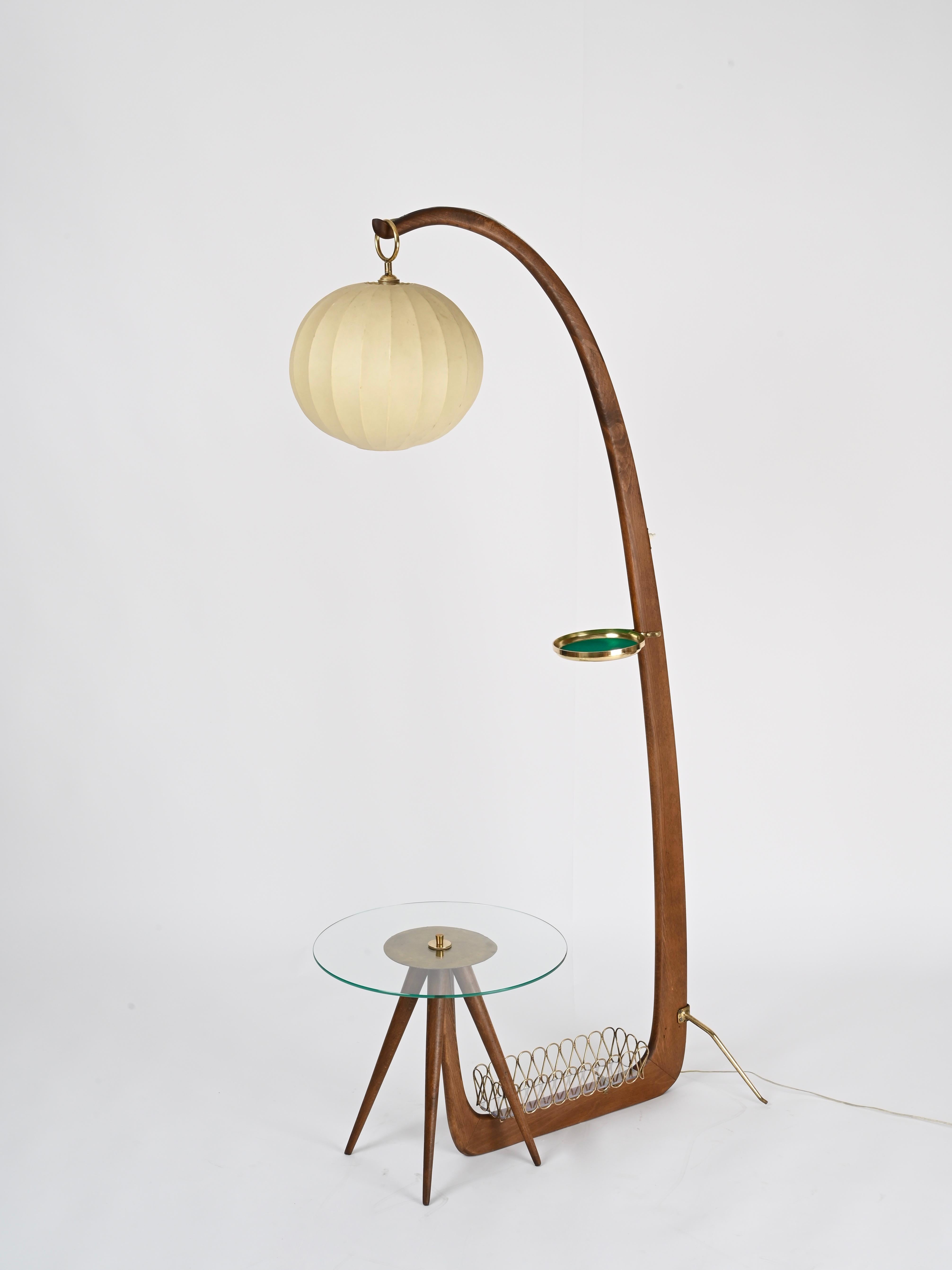 O. Borsani Lampada da terra scultorea con tavolo in noce e ottone, Cocoon, Italia 1950 7