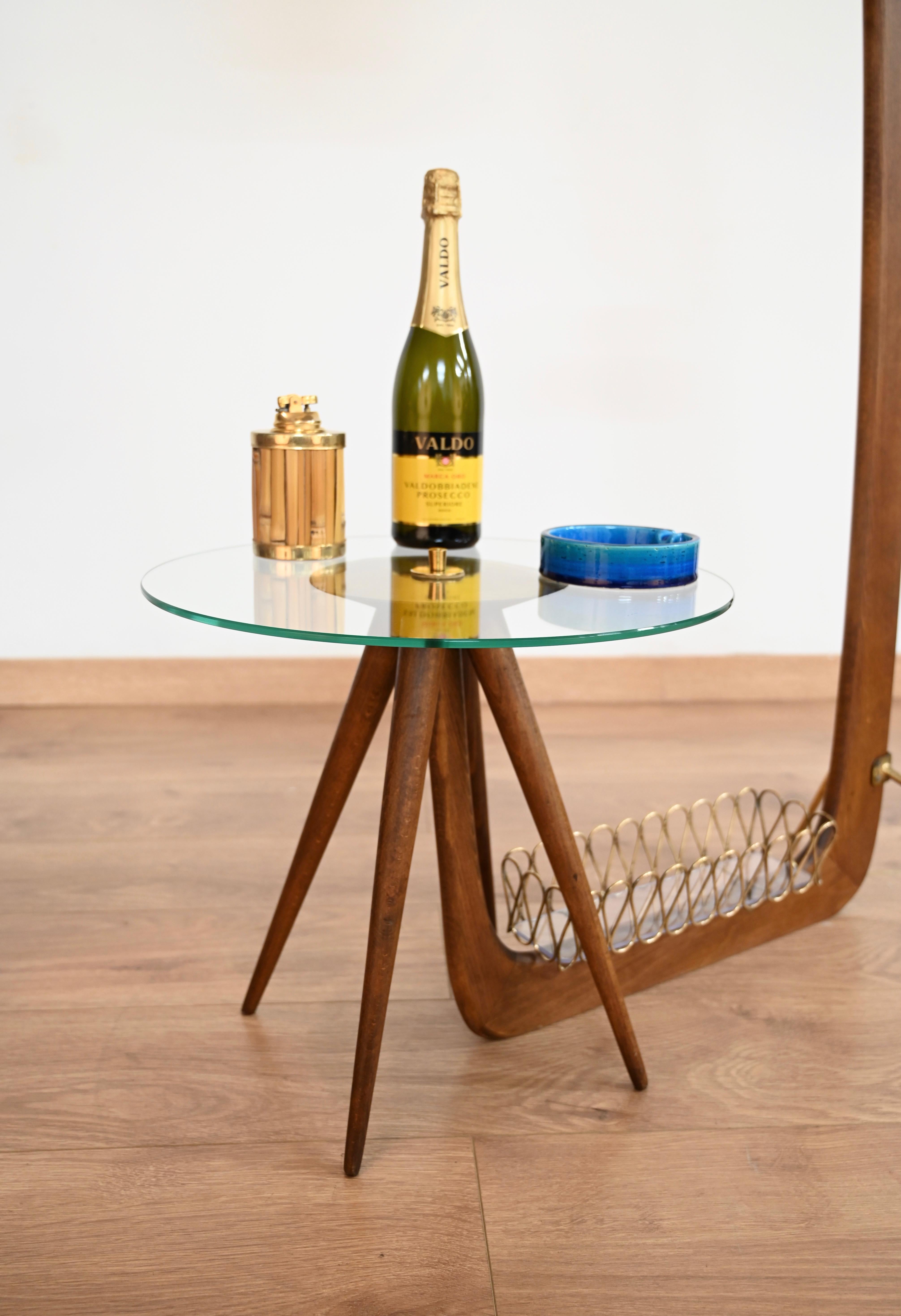 O. Borsani Lampada da terra scultorea con tavolo in noce e ottone, Cocoon, Italia 1950 9