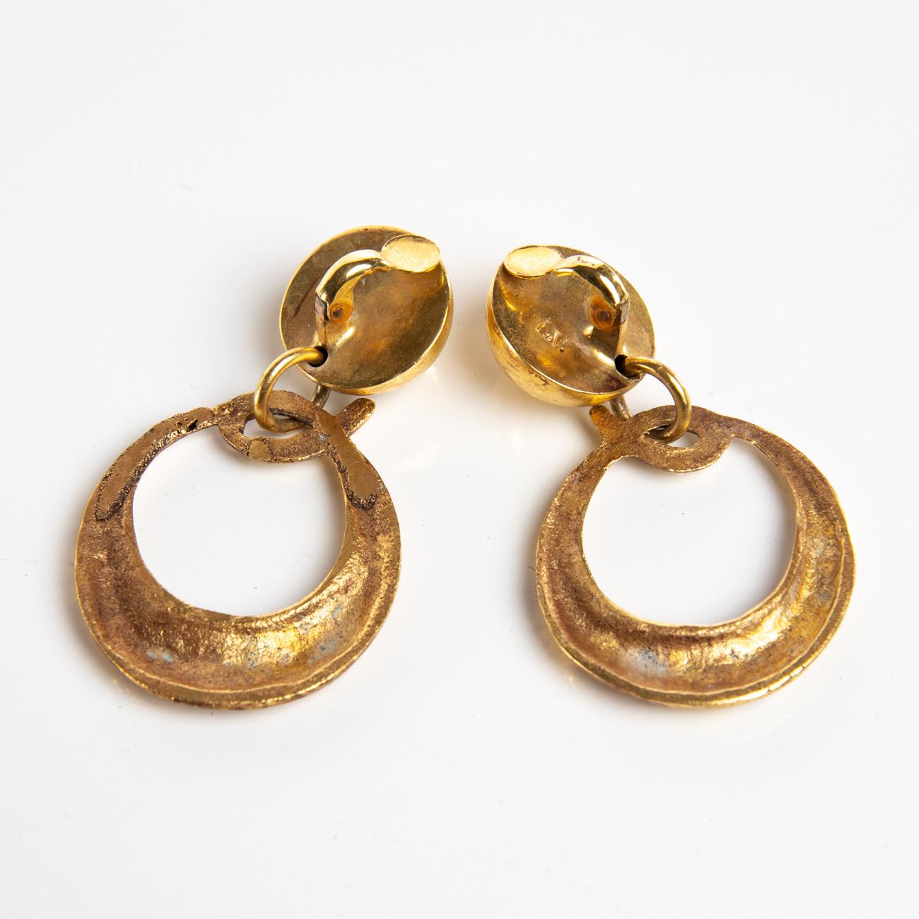 Mid-Century Modern O Comme Oreille, Pair of Earrings in Gilded Bronze, Line Vautrin 'France'
