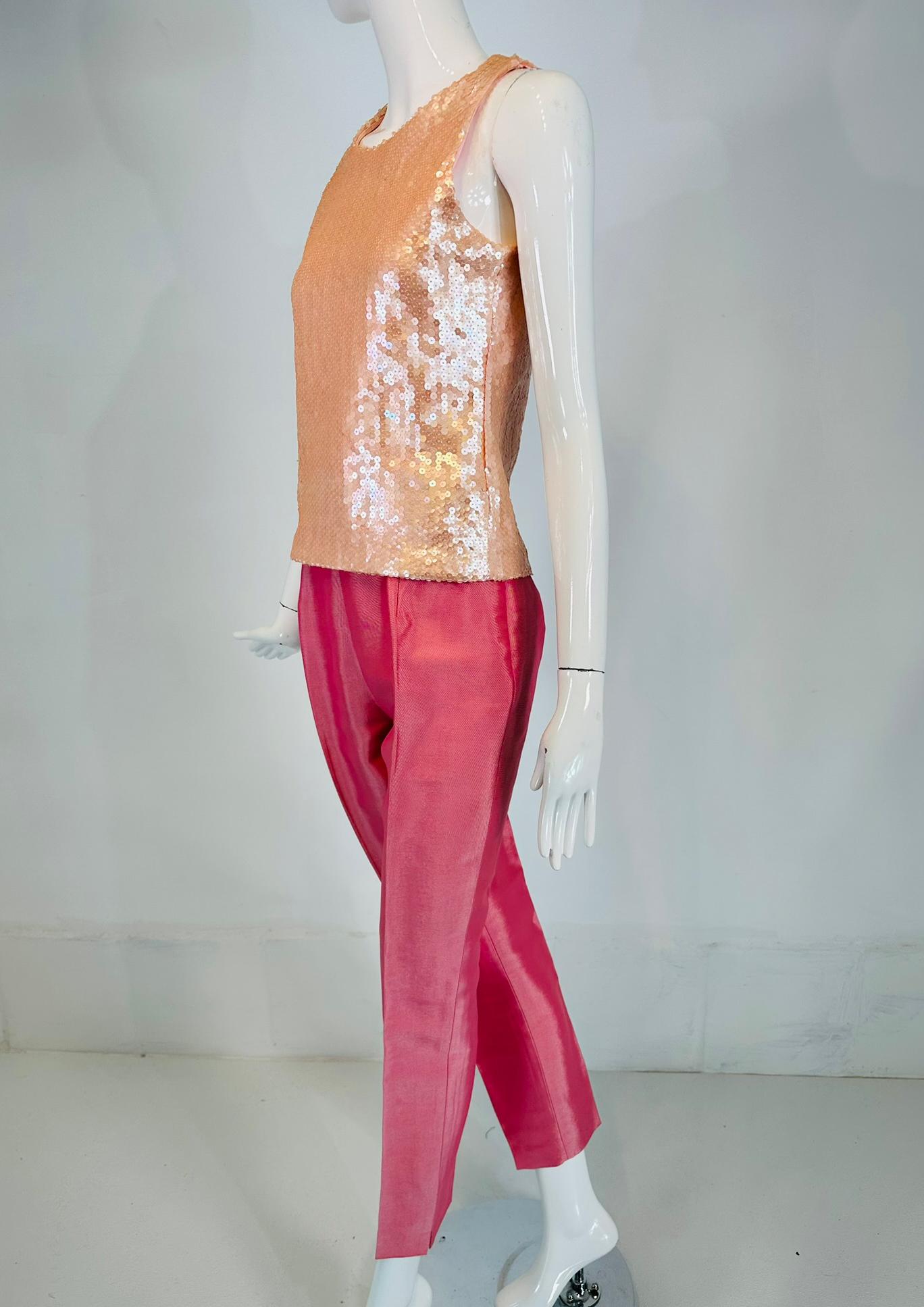 O Oscar, Oscar De La Renta 3 pezzi. Giacca e pantalone rosa con paillettes  Set di pantaloni  4 in vendita 6