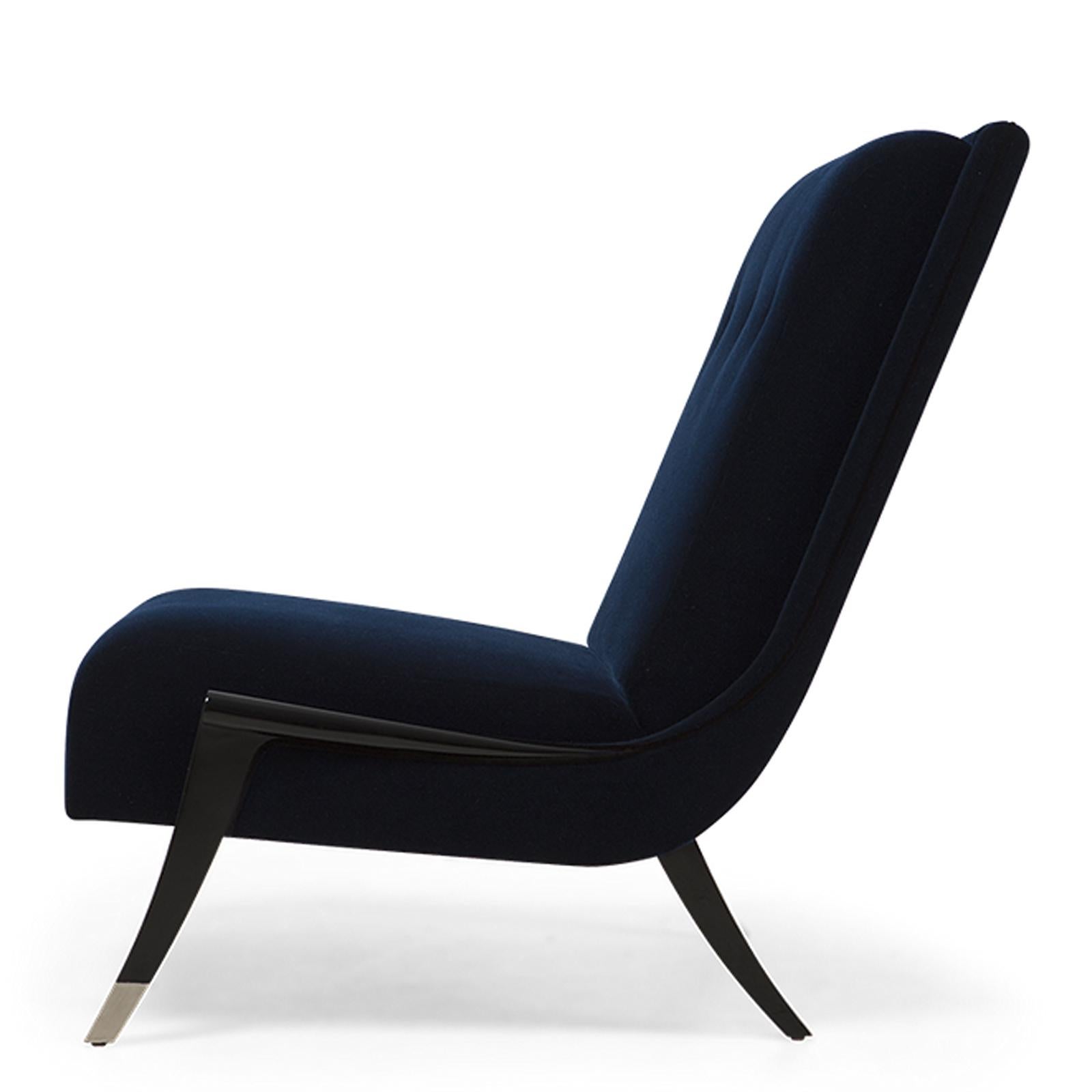 English Oackland Armchair with Mahogany Structure and High Quality Blue Fabric For Sale
