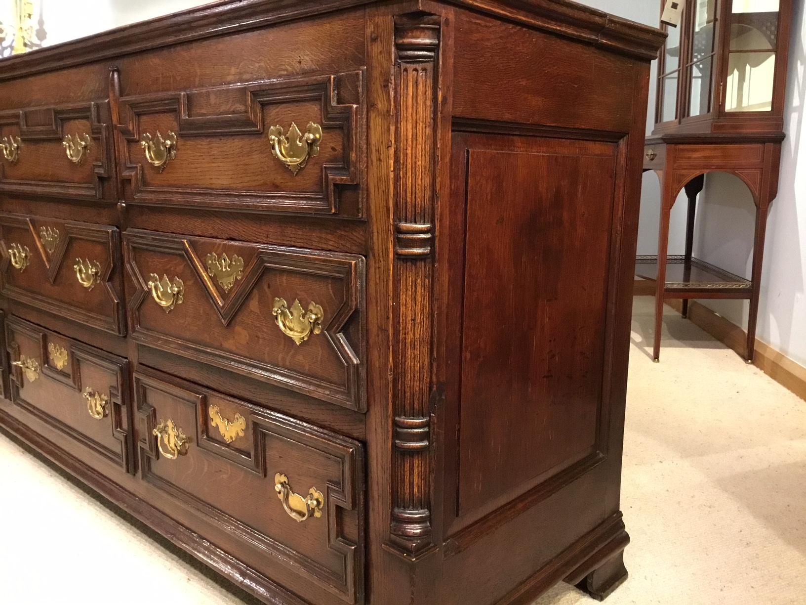 Oak 18th Century Lancashire Mule Chest 11