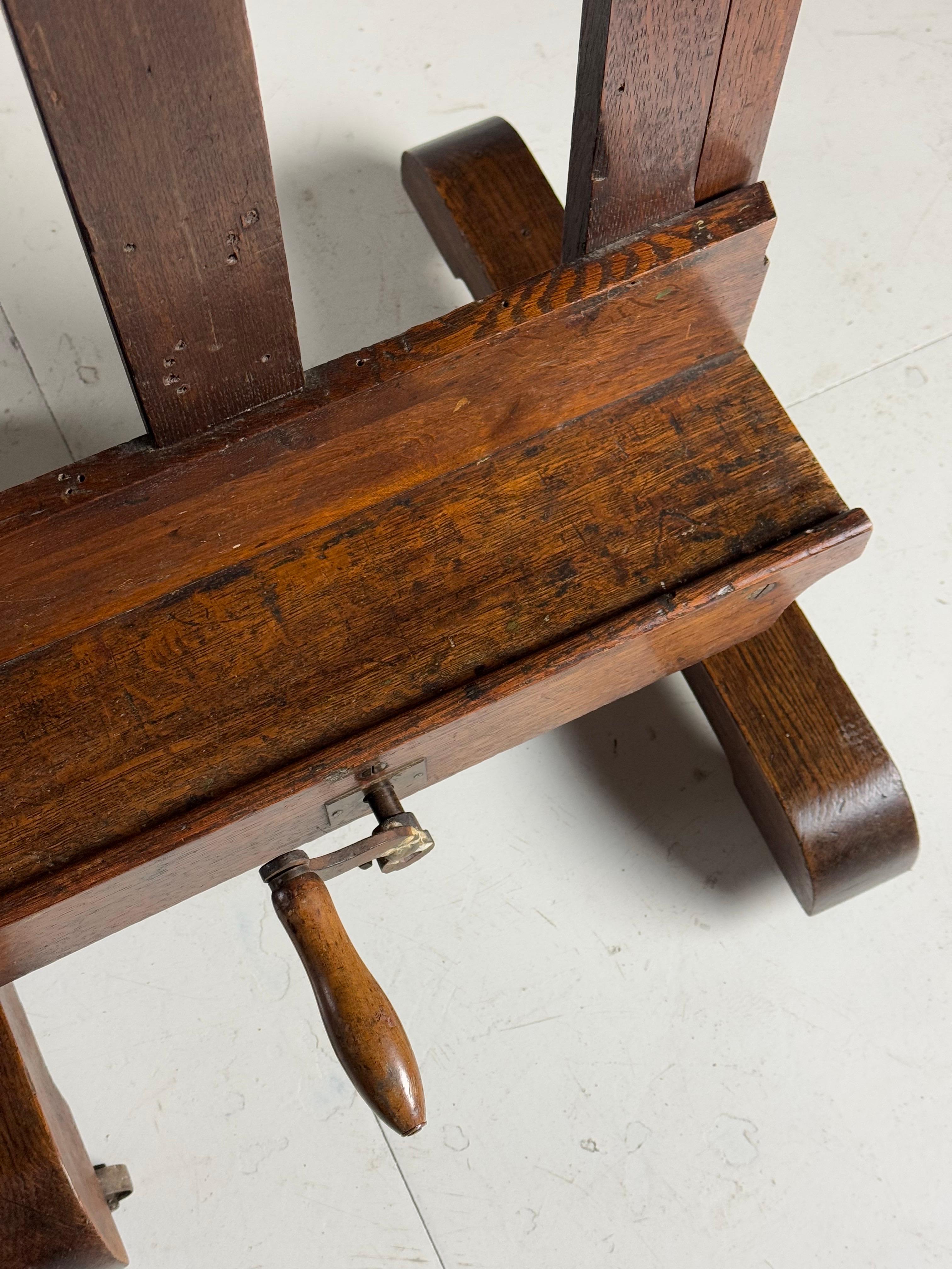 Cavalletto in Oak del XIX secolo in vendita 6