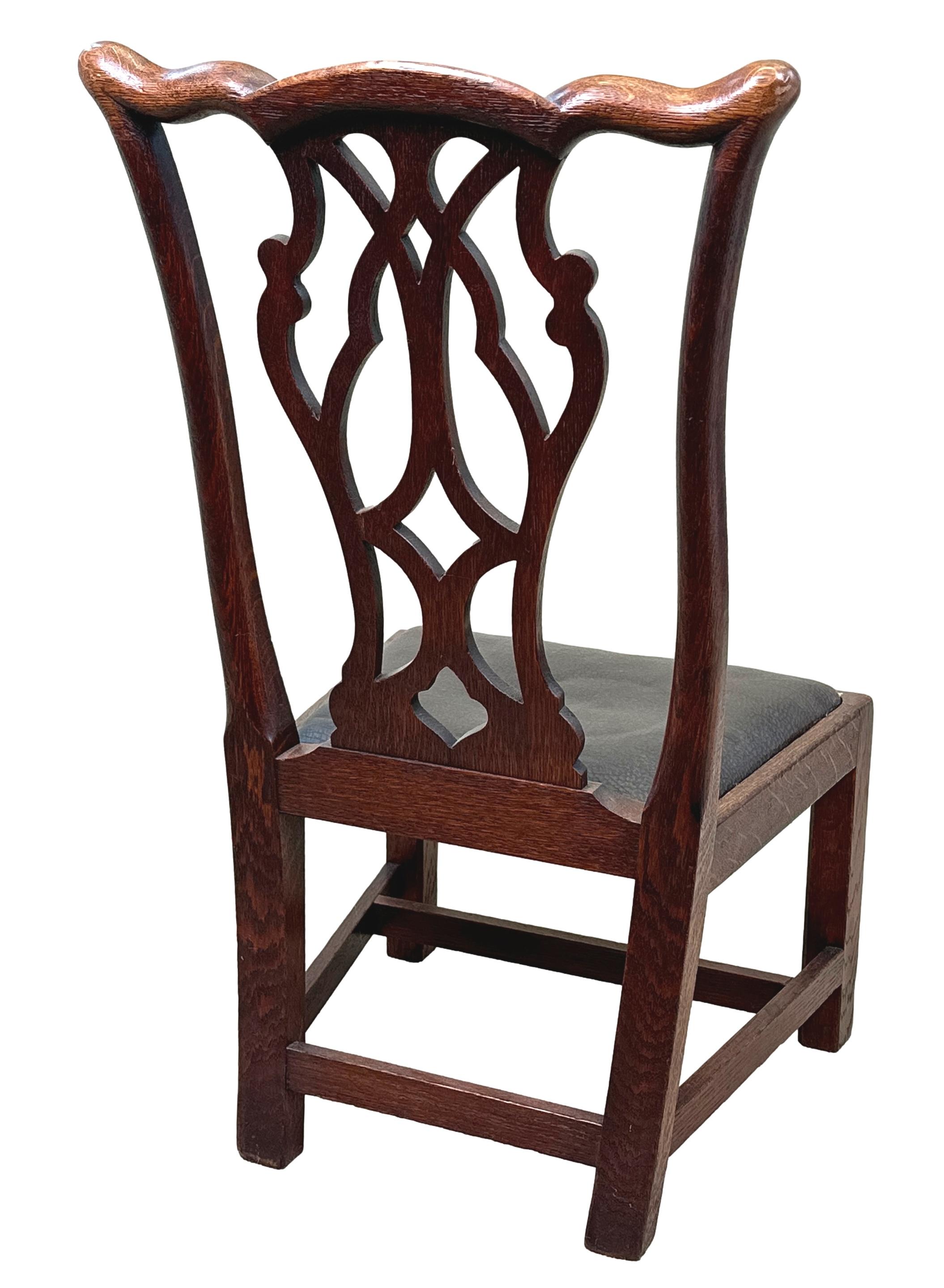 Oak 19th Century Georgian Style Childs Chair For Sale 2