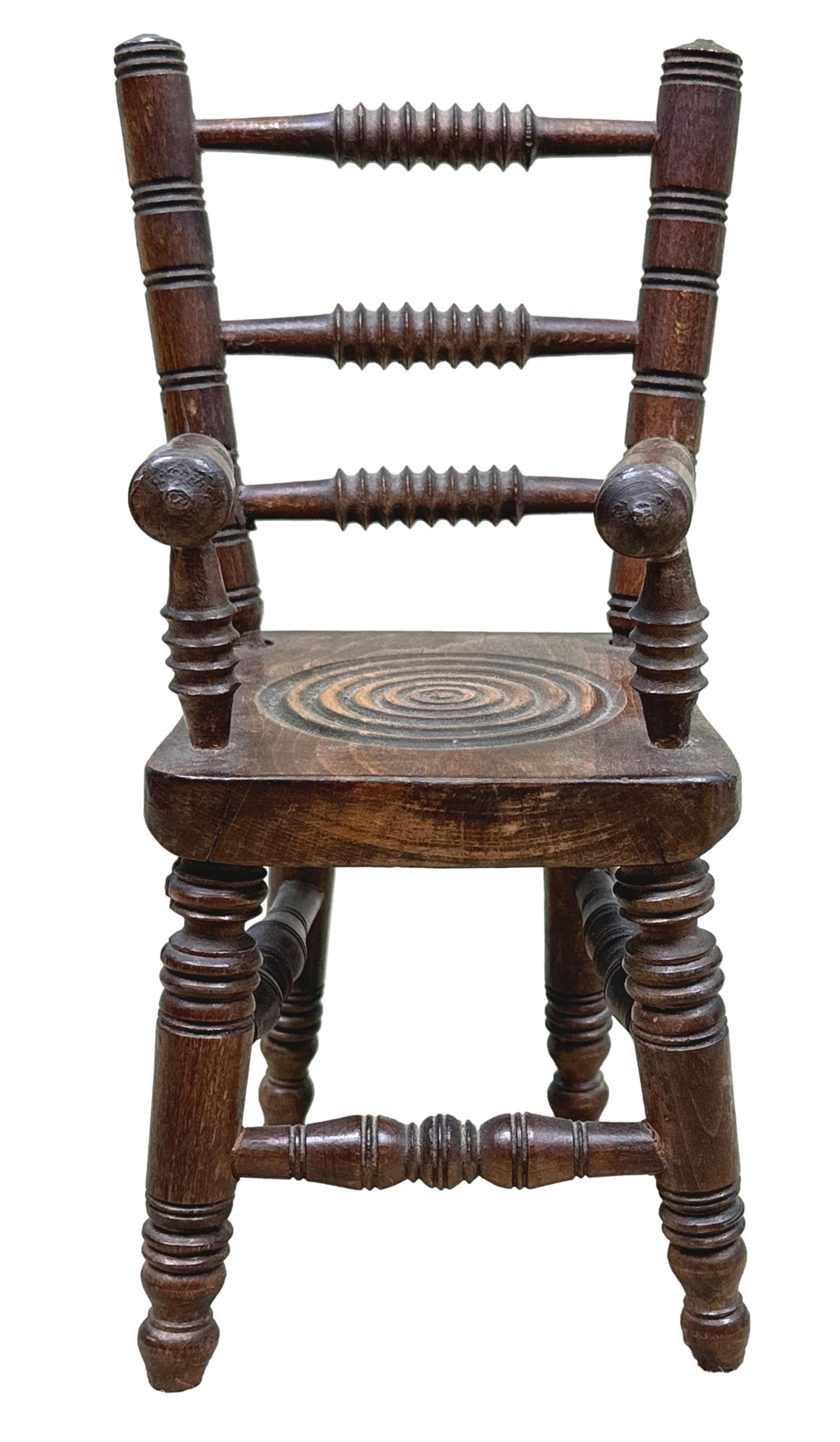 Oak 19th Century Miniature Kitchen Windsor Chair For Sale 4