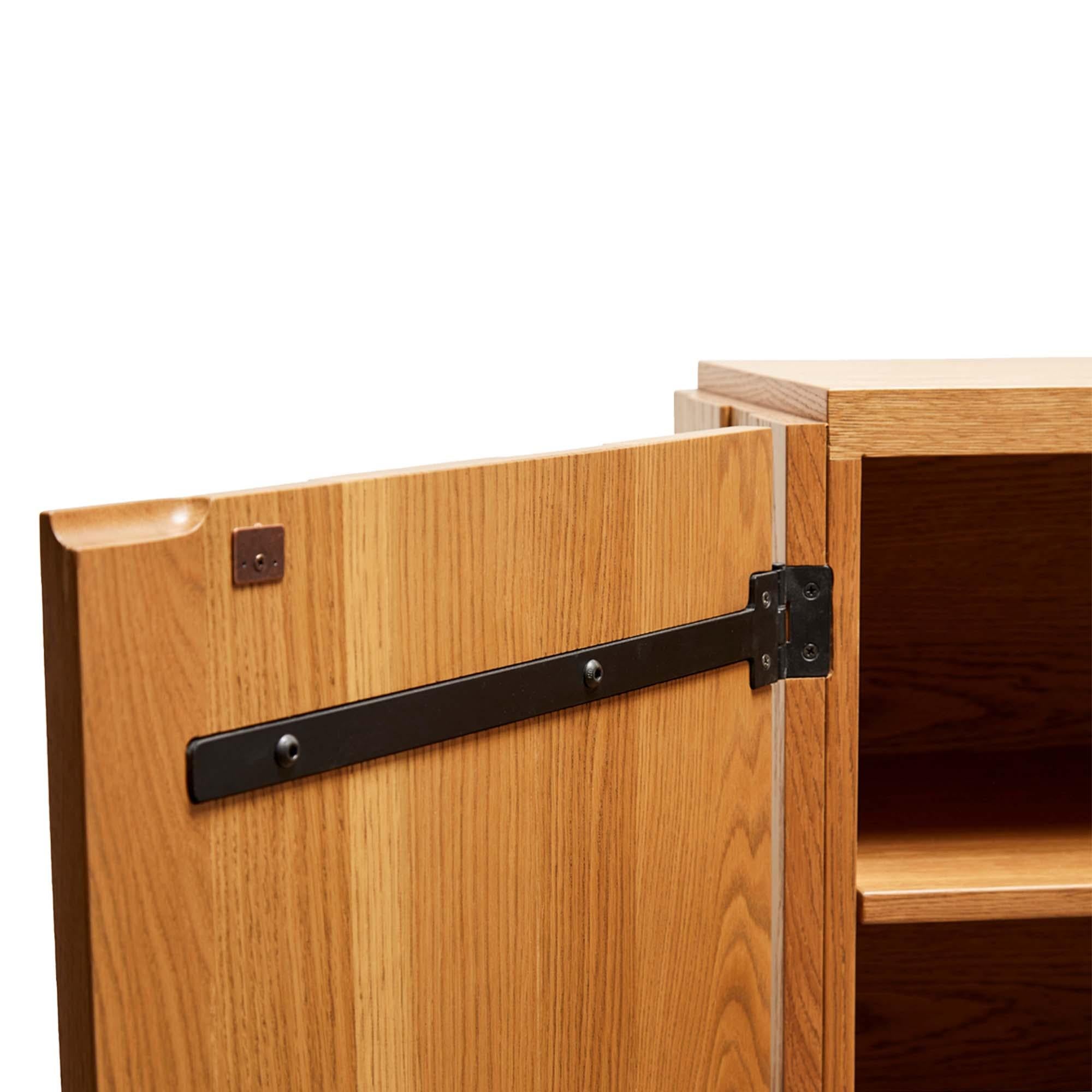 Oak 2-Door Ojai Cabinet by Lawson-Fenning In New Condition In Los Angeles, CA