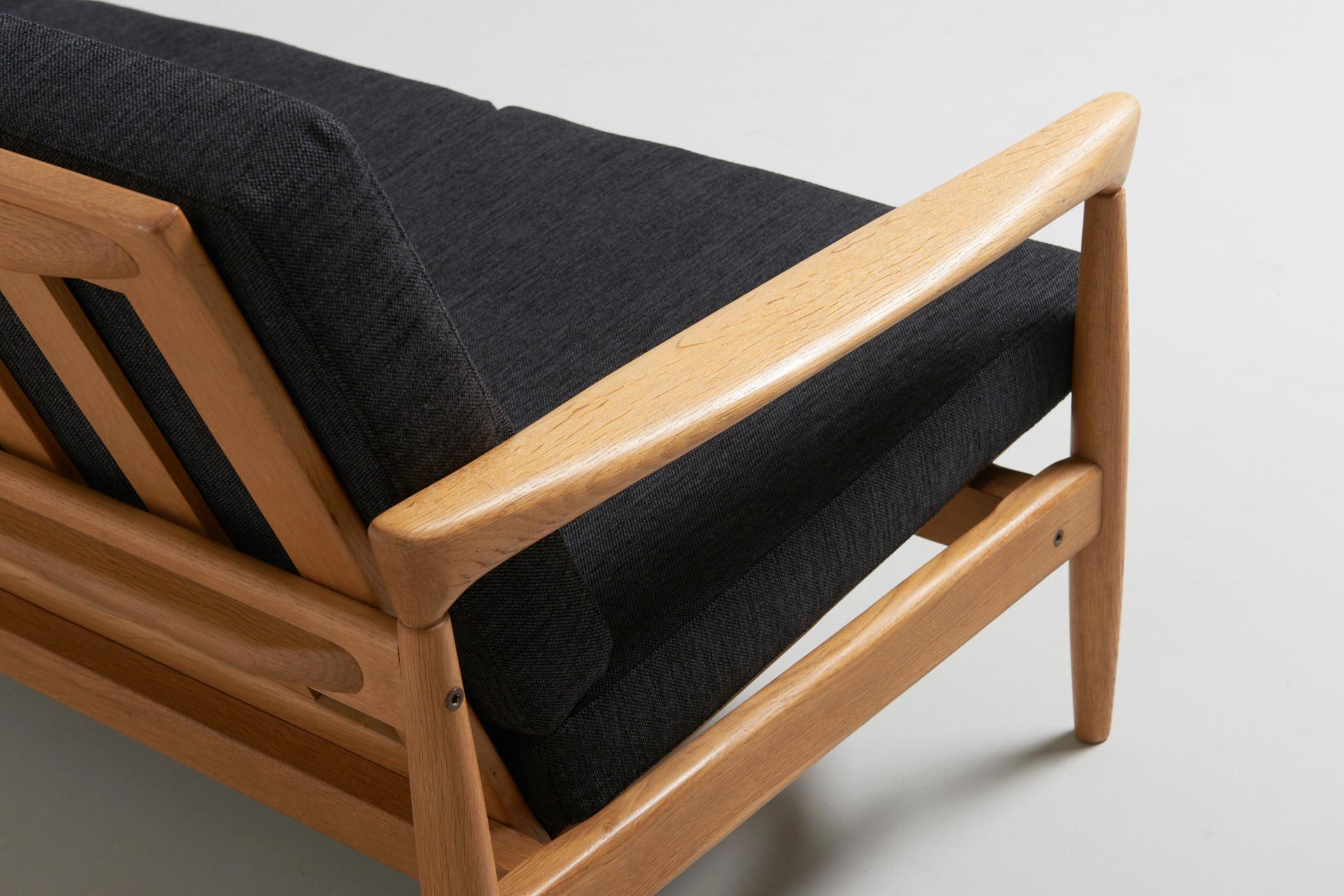 Oak 3-Seat with Black Cushions, 1960s 1