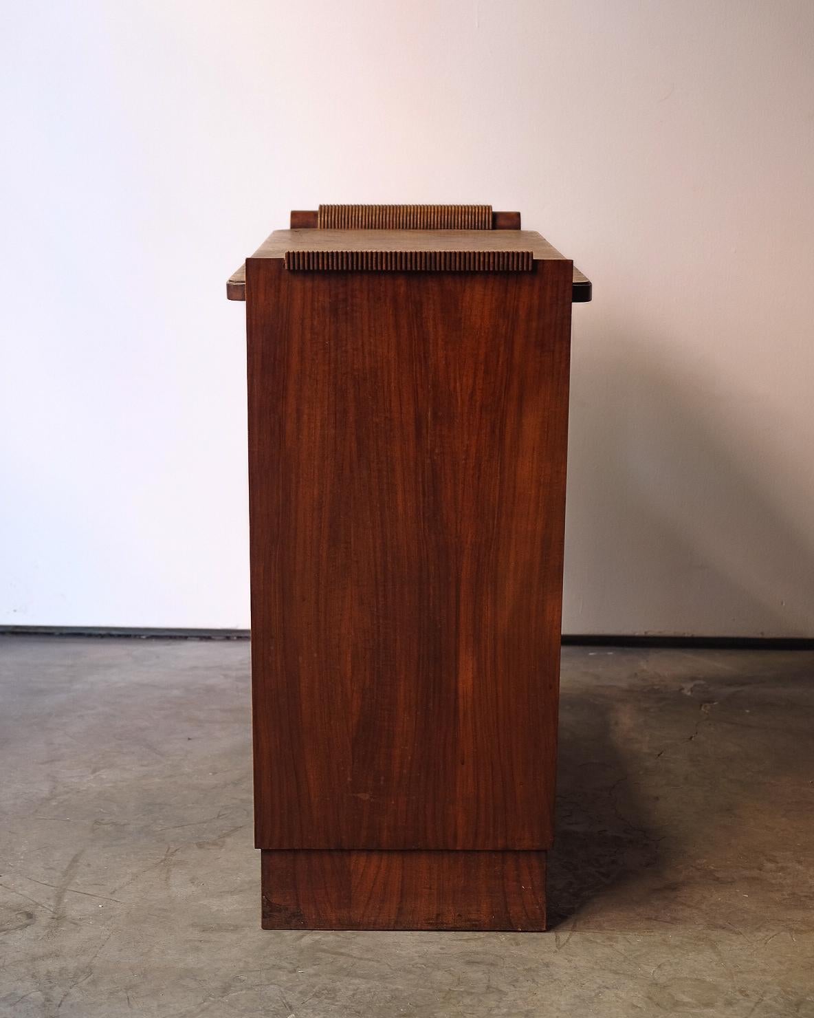 Art Deco Oak 3-tired shelf 