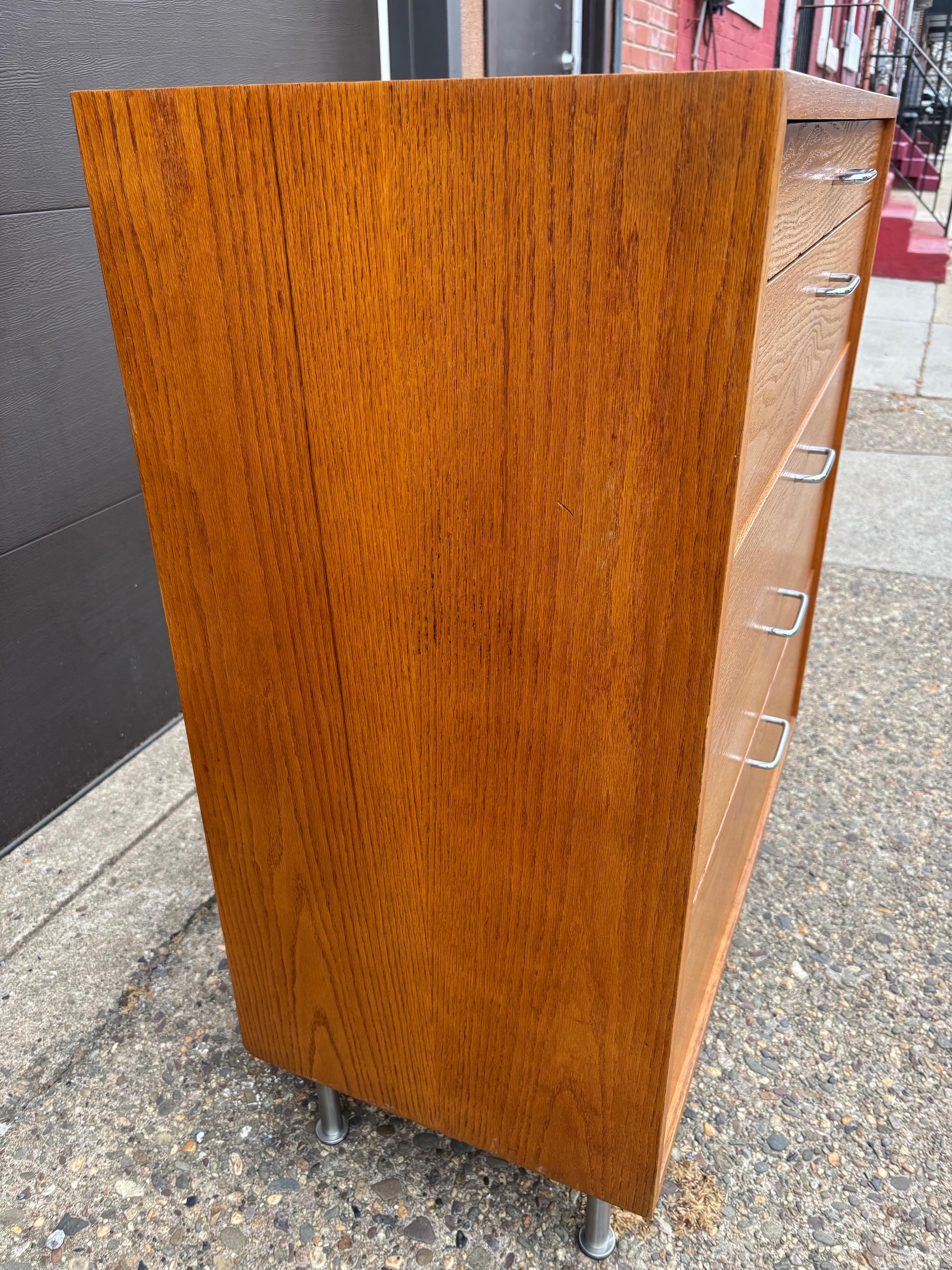 Alluminio Comò a 5 cassetti in Oak nello stile di George Nelson in vendita
