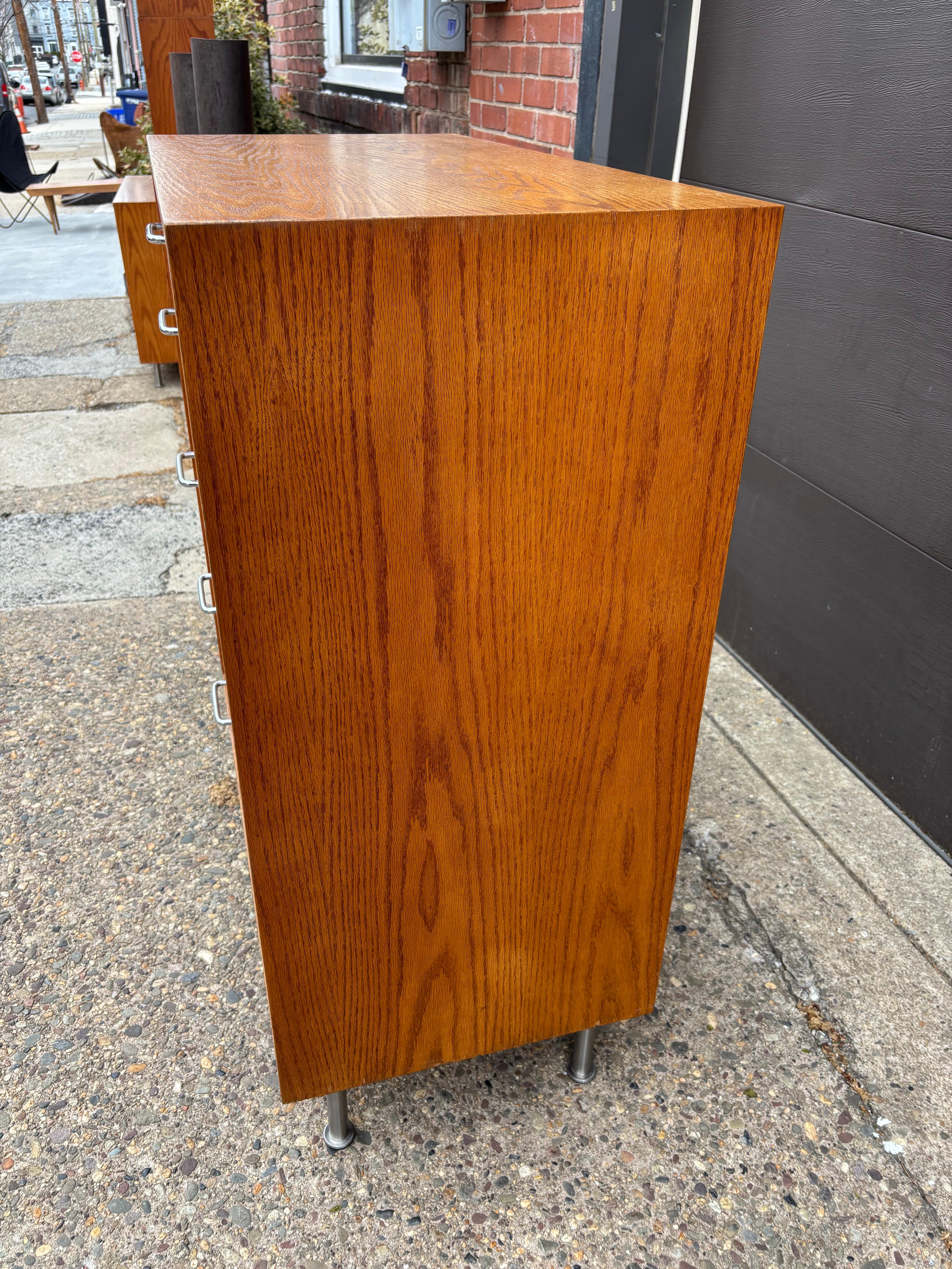 Comò a 5 cassetti in Oak nello stile di George Nelson in vendita 2