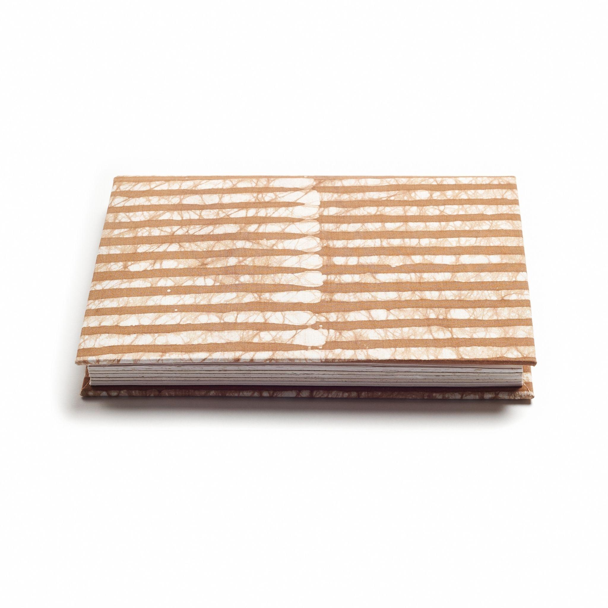 Organique Oak, un journal artisanal fait à la main et sans déchets avec du papier fait à la main en vente