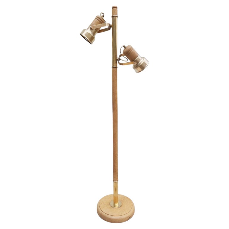 Oak and Brass Floor Lamp from the 60s For Sale at 1stDibs