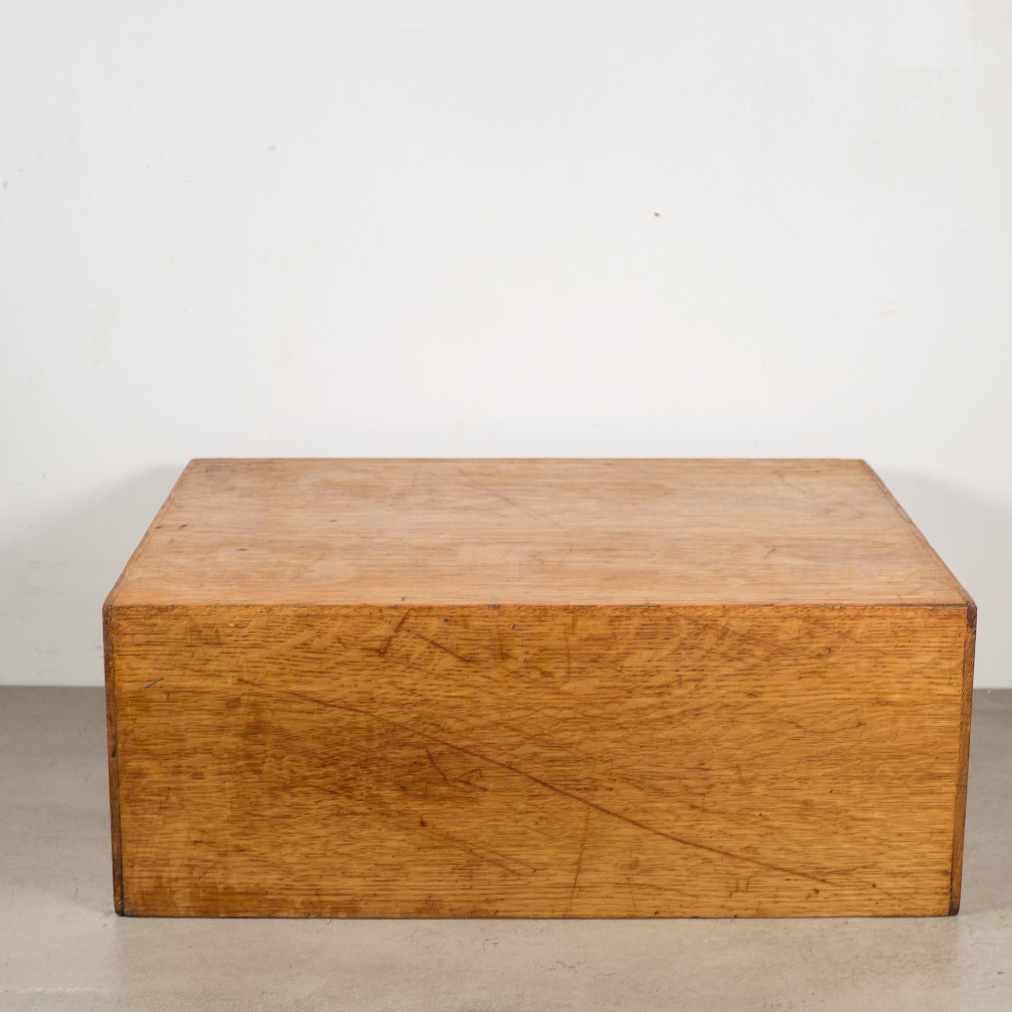 Oak and Brass Globe Wernicke Card Catalog, circa 1940 In Good Condition In San Francisco, CA