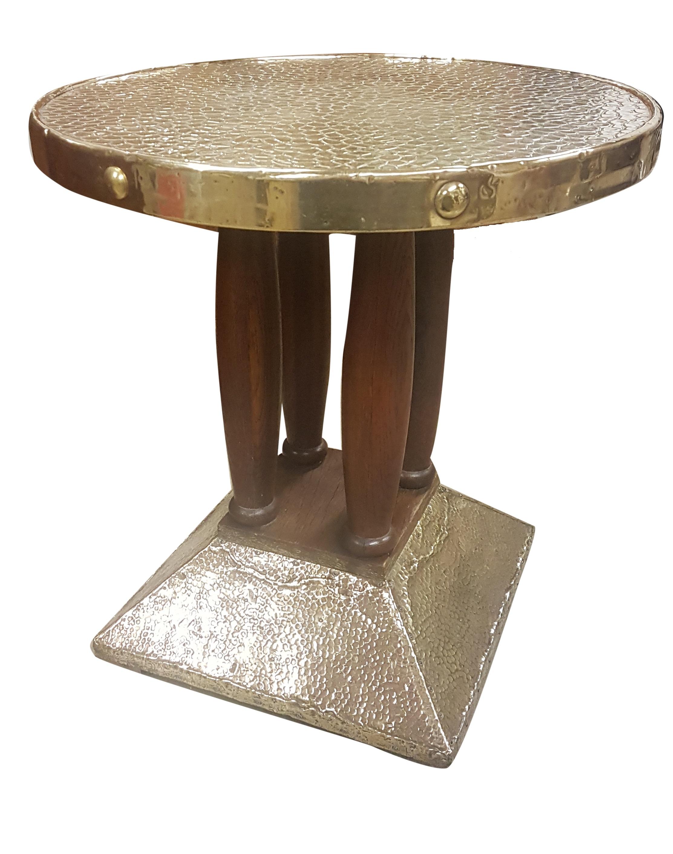 Oak and Brass Secessionist Table in the Manner of Josef Hoffmann For Sale 4