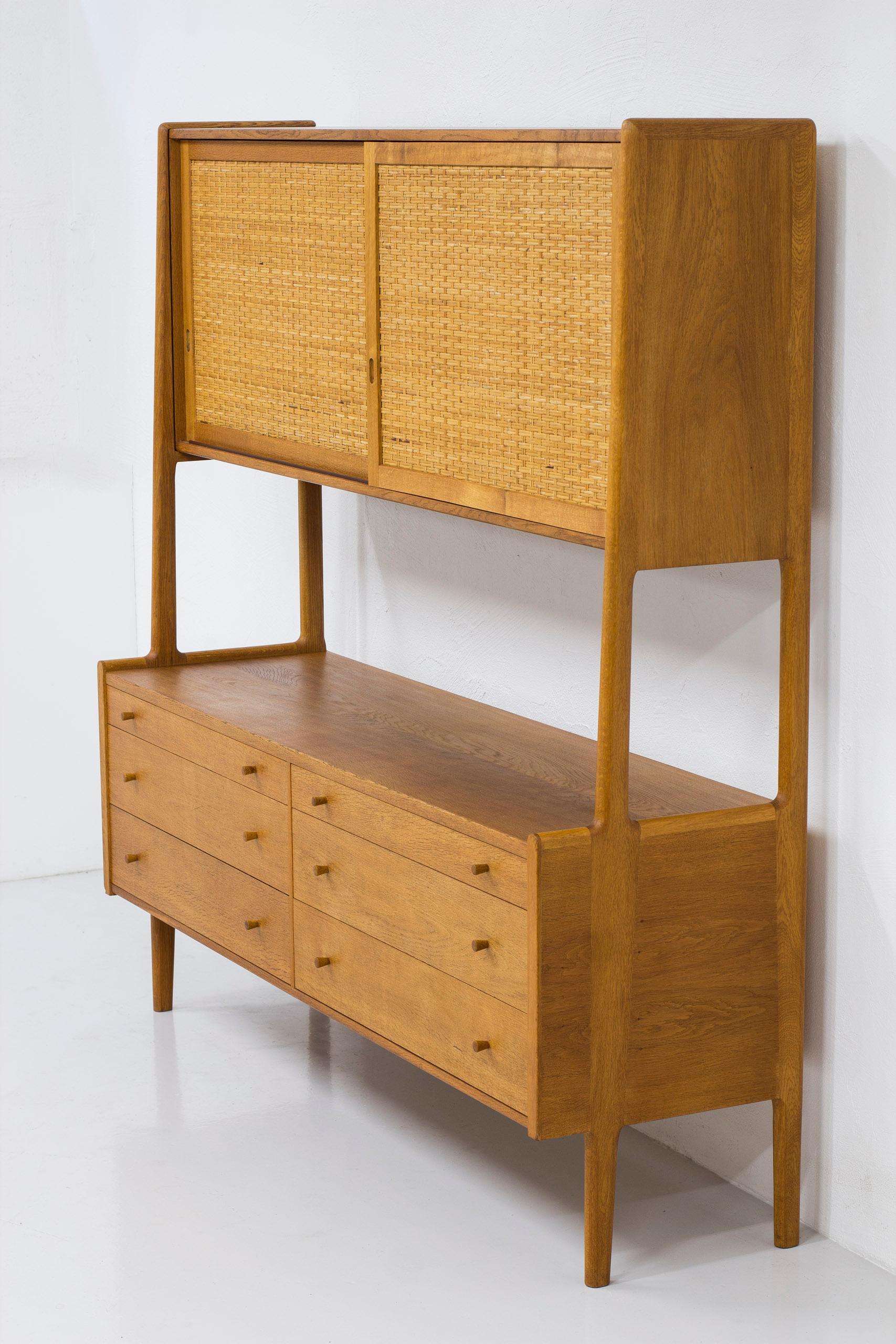 Oak and cane sideboard RY20 by Hans J. Wegner, RY Møbler, 1950s For Sale 8